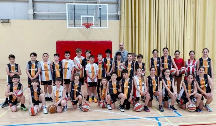 Intensos entrenamientos en la Jornada Talentos Minibasket de Huesca