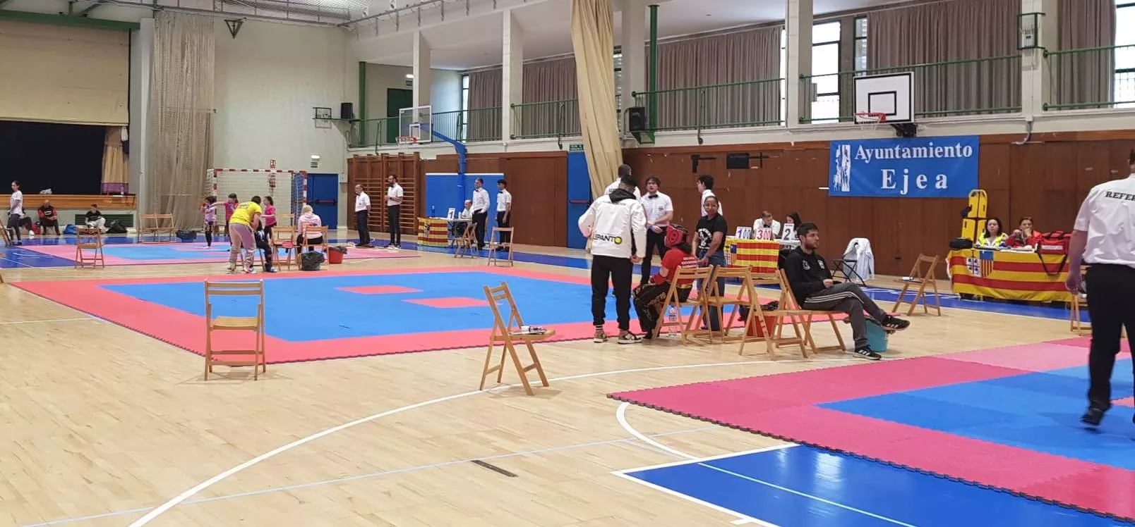 Lluvia de medallas para los altoaragoneses de kickboxing en el Regional