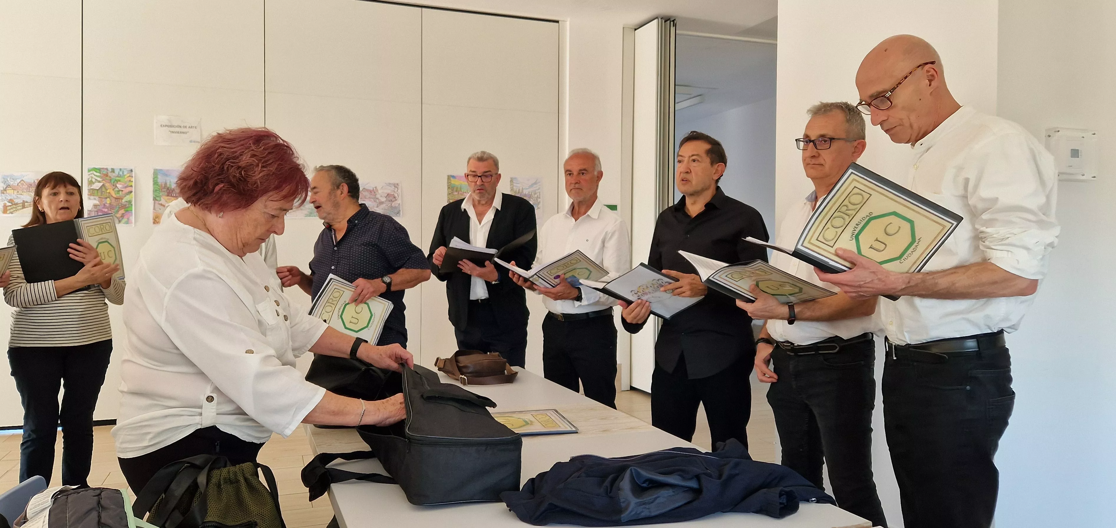 El Coro de la Universidad Ciudadana en la Residencia Rey Ardid. Foto Myriam Martínez