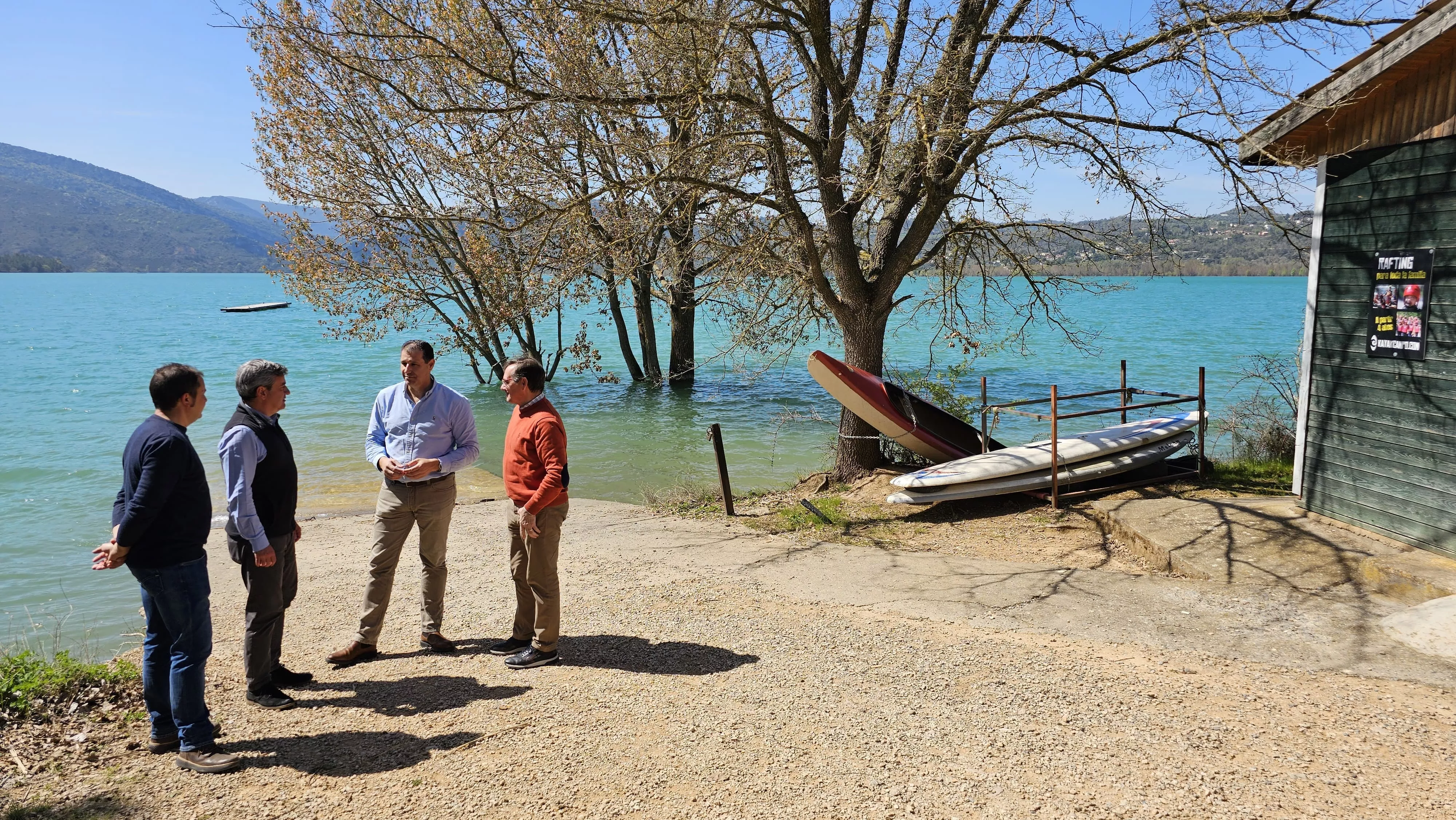 Sergio Serra, con Lagüens, Lloret y Echart en representación de Diputación y Ribagorza