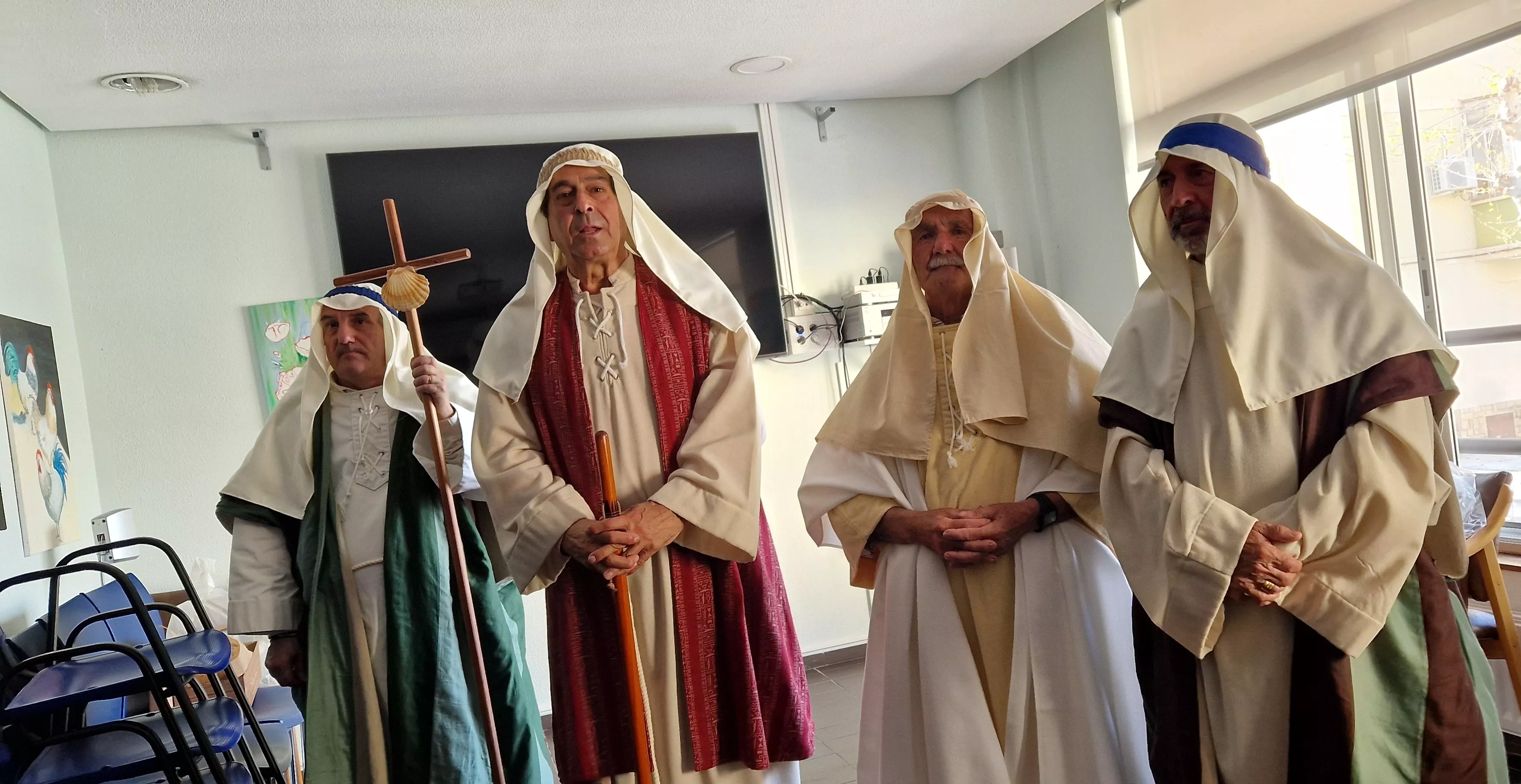 Los doce apóstoles que participarán en la Semana Santa oscense. Foto Myriam Martínez