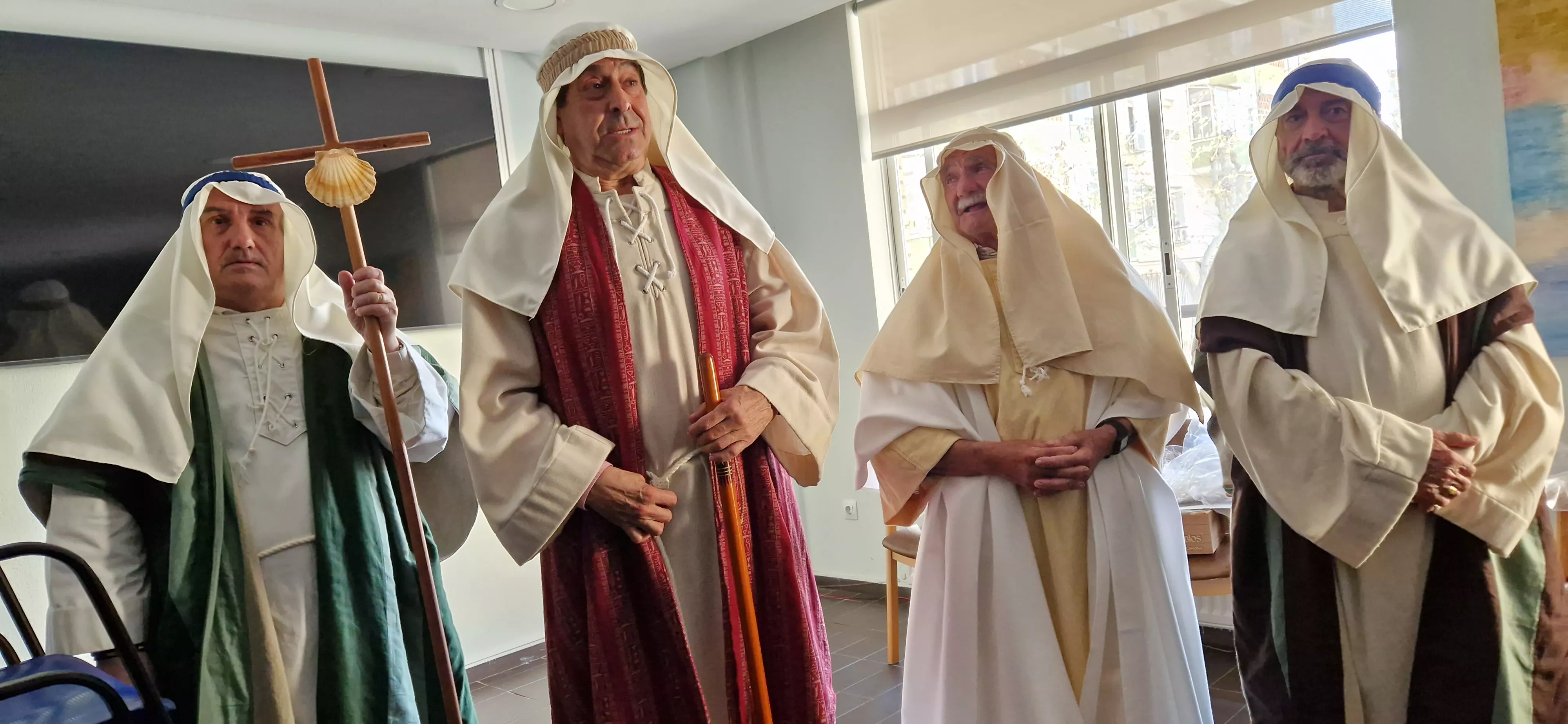 Los doce apóstoles que participarán en la Semana Santa oscense. Foto Myriam Martínez