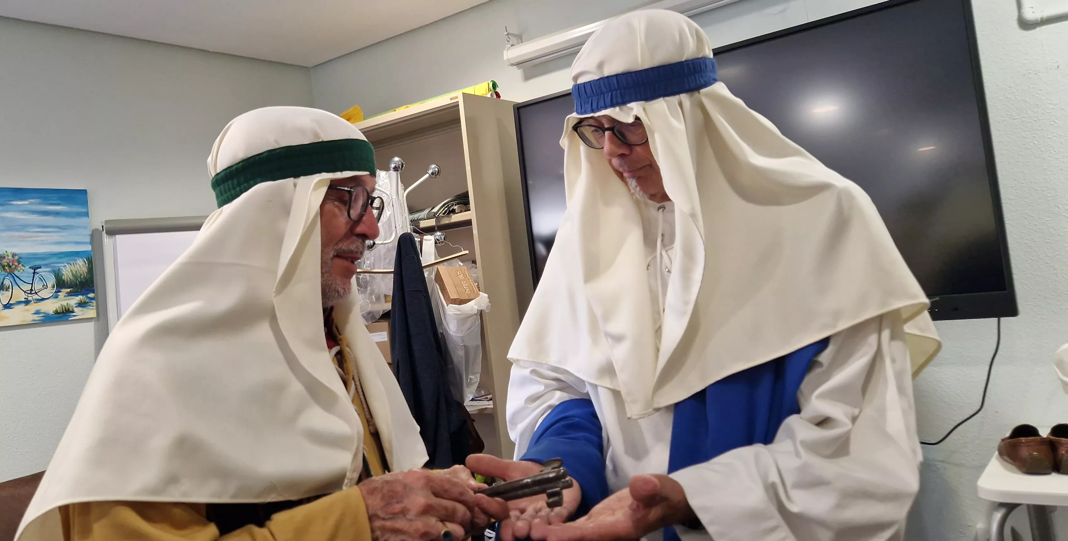 Los doce apóstoles que participarán en la Semana Santa oscense. Foto Myriam Martínez