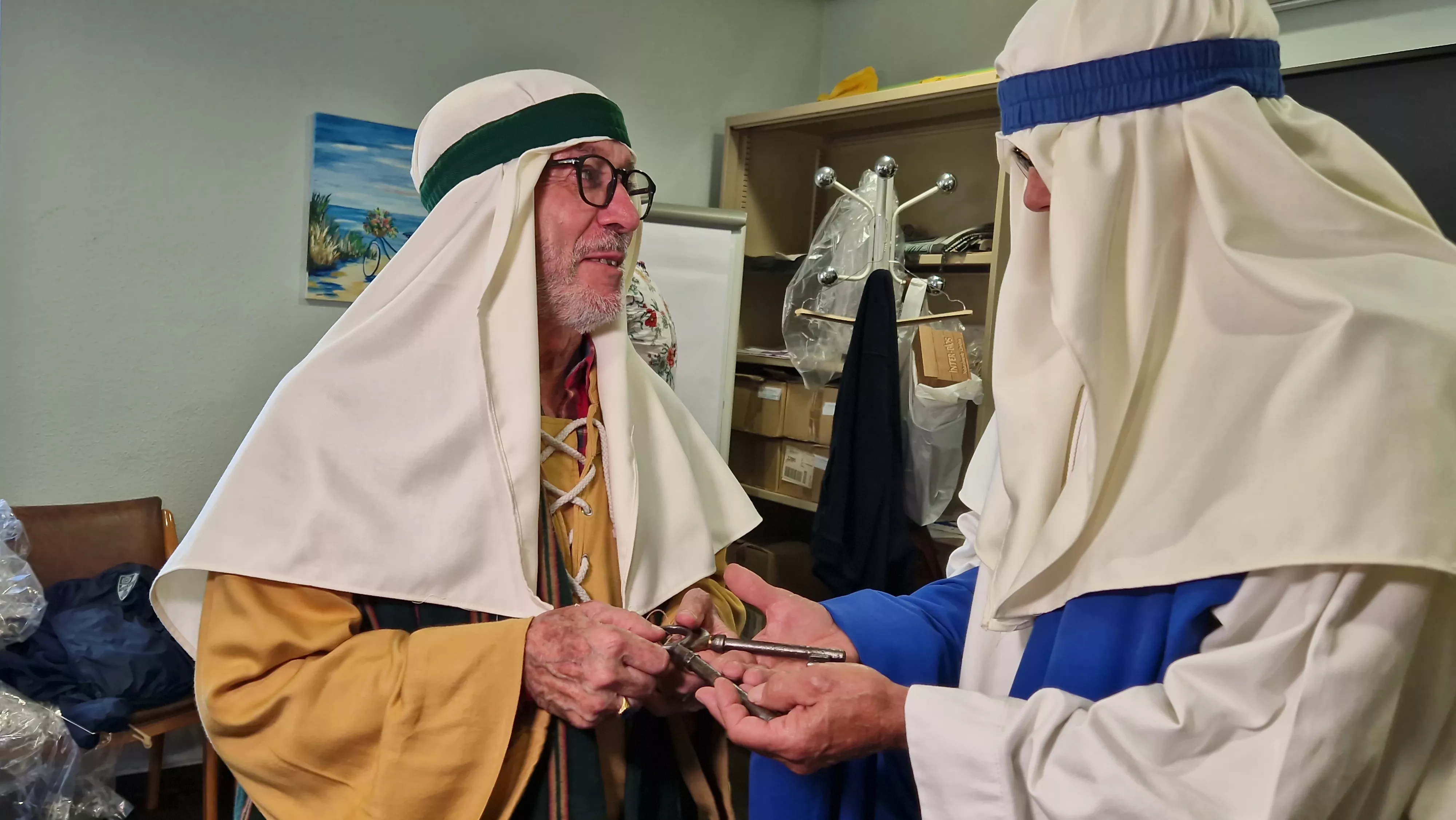 Los doce apóstoles que participarán en la Semana Santa oscense. Foto Myriam Martínez