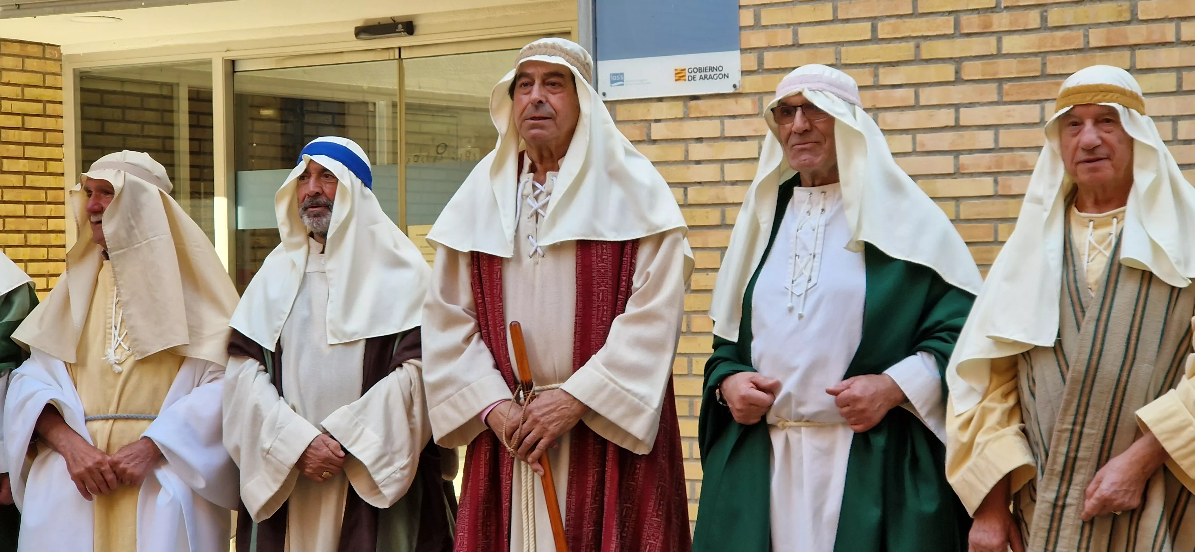 Los doce apóstoles que participarán en la Semana Santa oscense. Foto Myriam Martínez