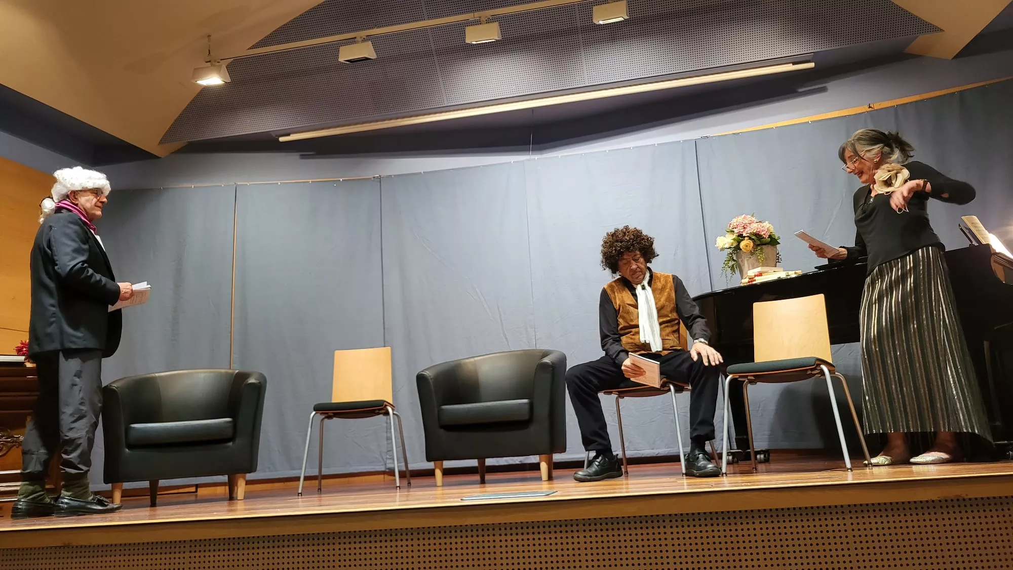 Interpretación de Las Mujeres Sabias de Molière en Huesca