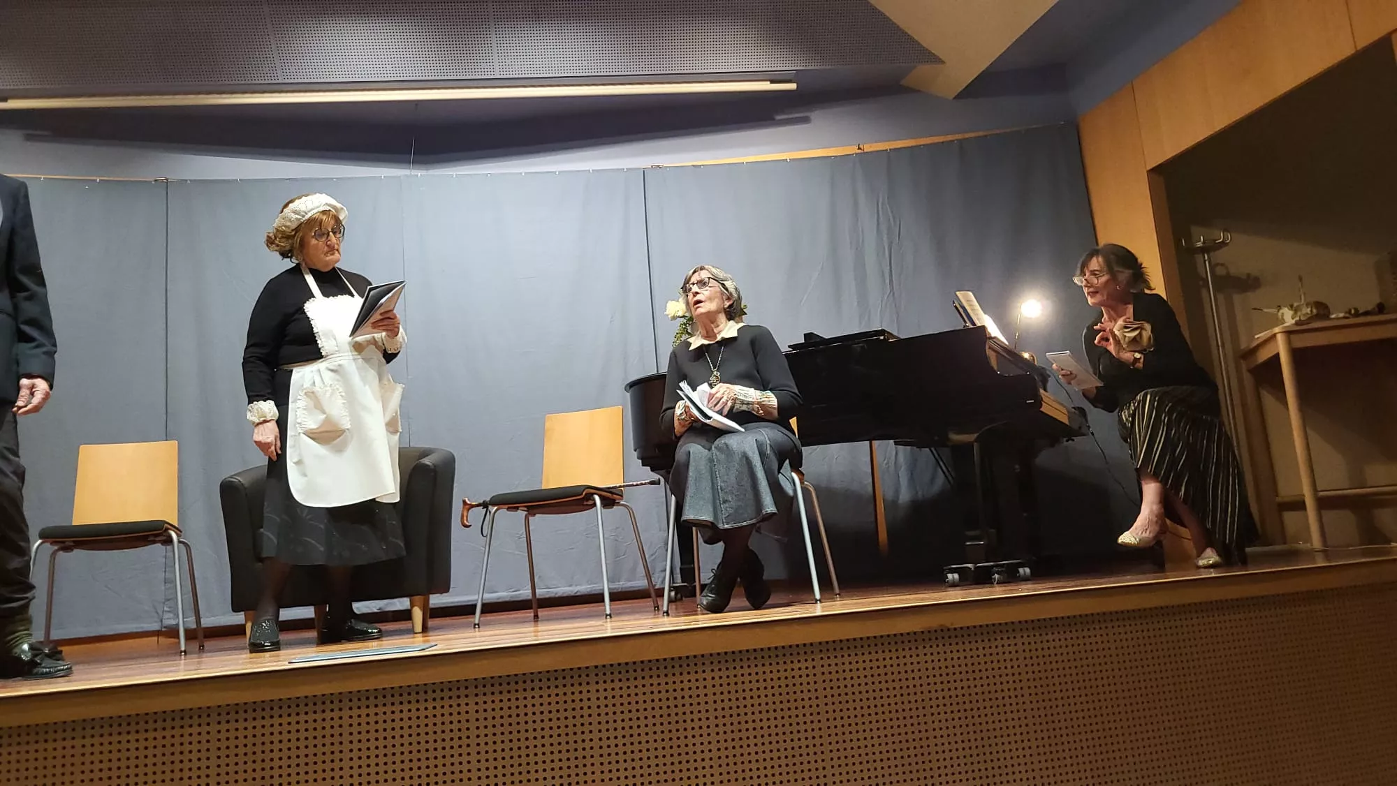 Interpretación de Las Mujeres Sabias de Molière en Huesca