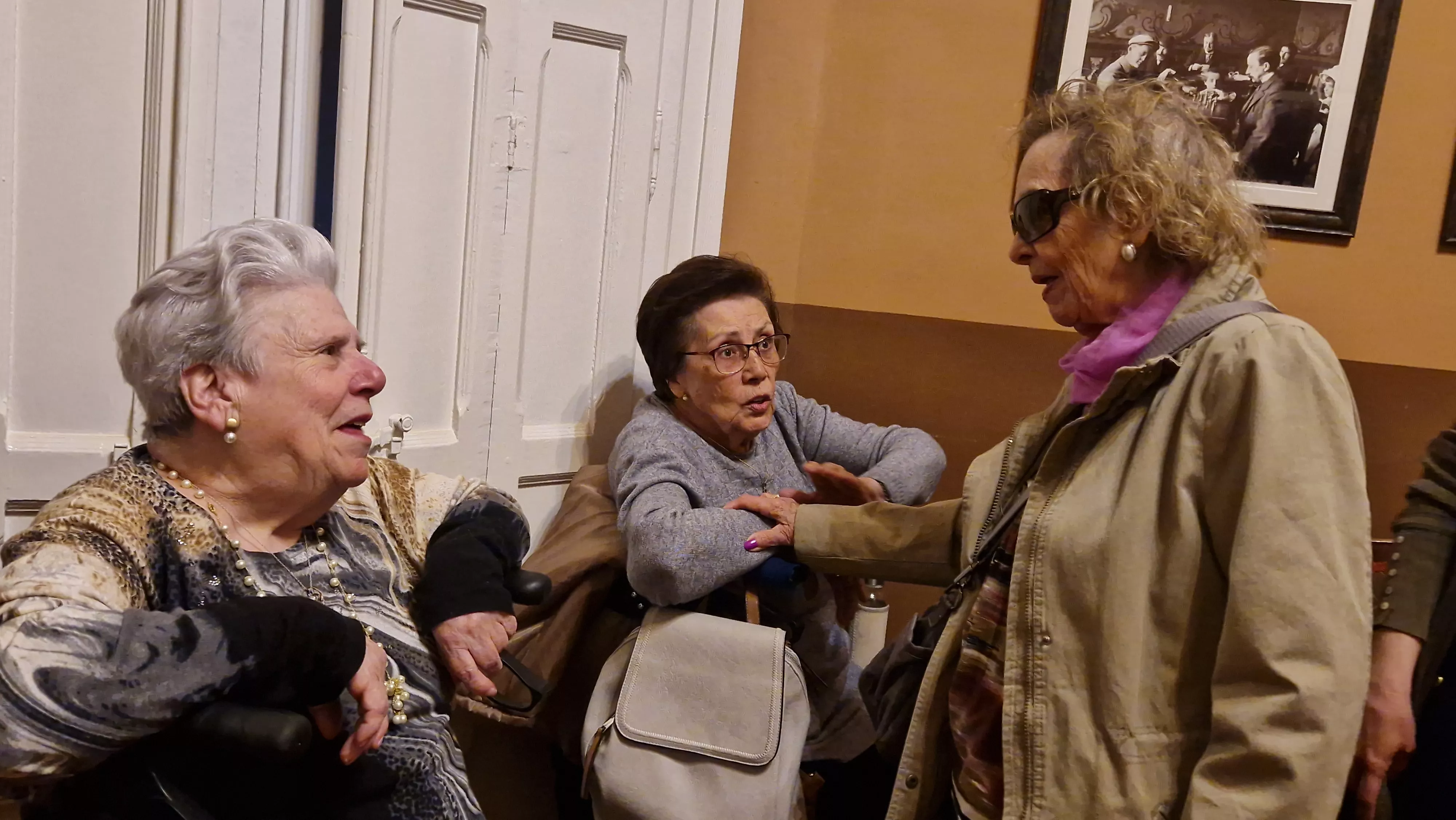 Segunda sesión del programa "Mayores y juguetones". Foto Myriam Martínez