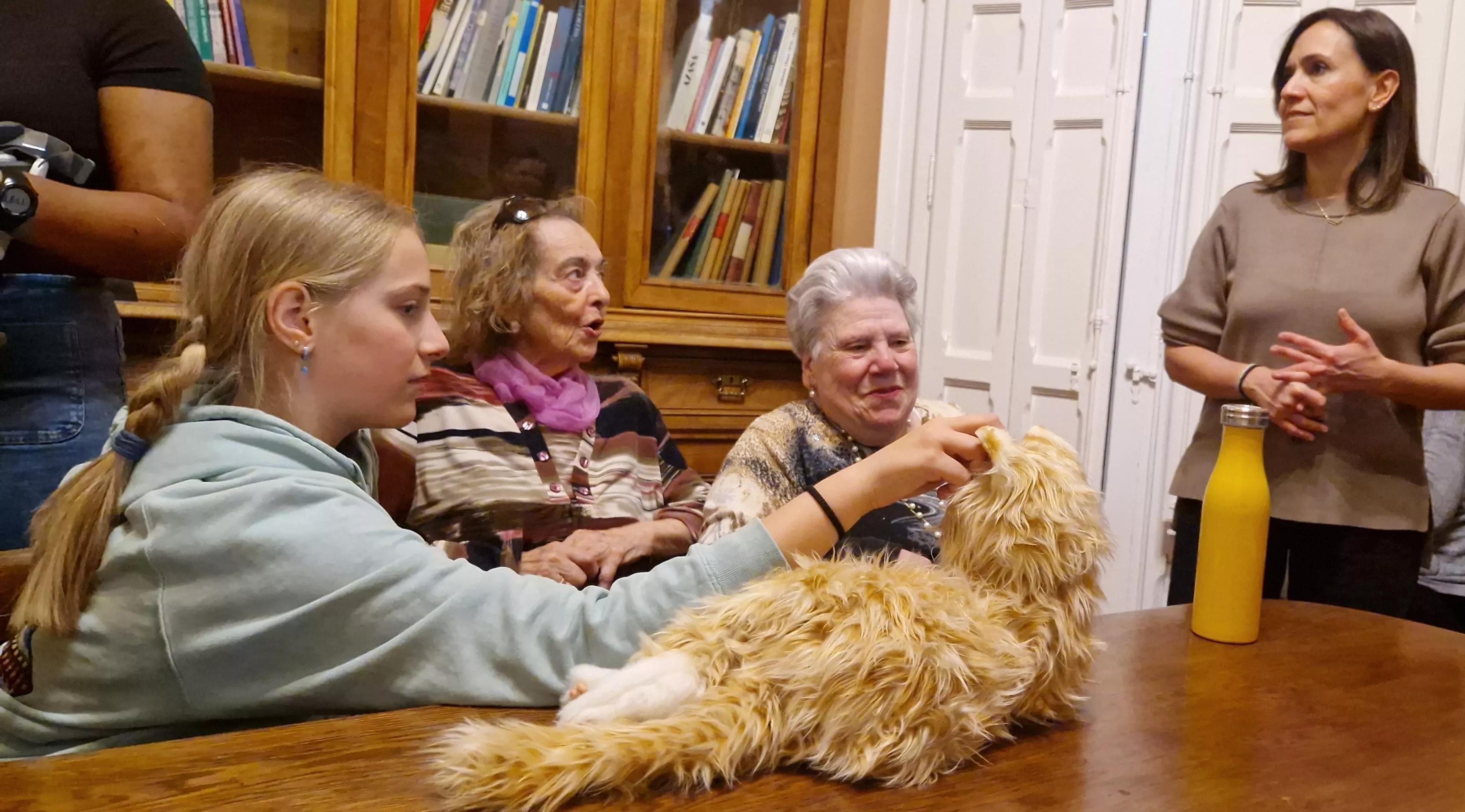 Segunda sesión del programa "Mayores y juguetones". Foto Myriam Martínez