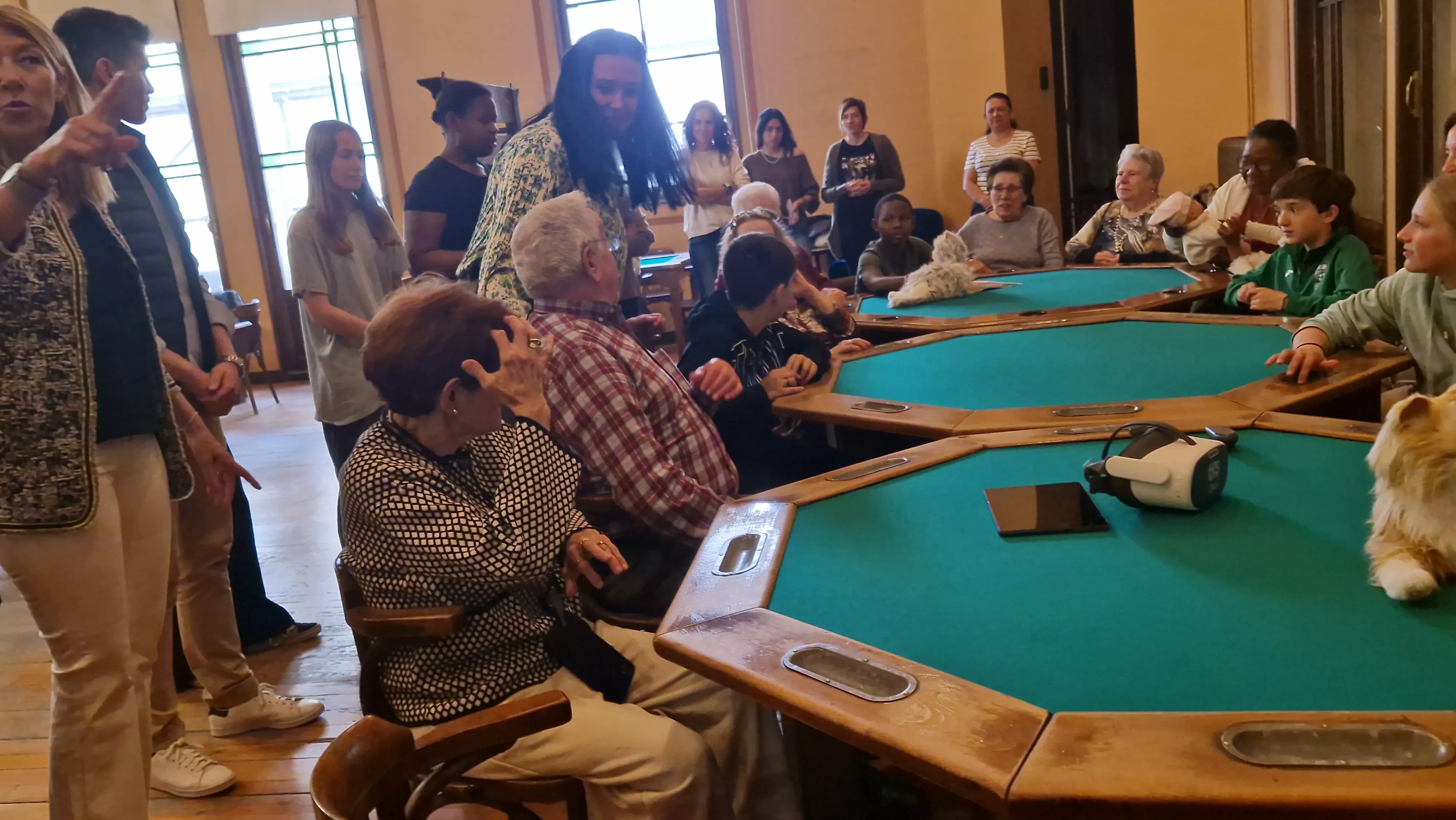 Segunda sesión del programa "Mayores y juguetones". Foto Myriam Martínez