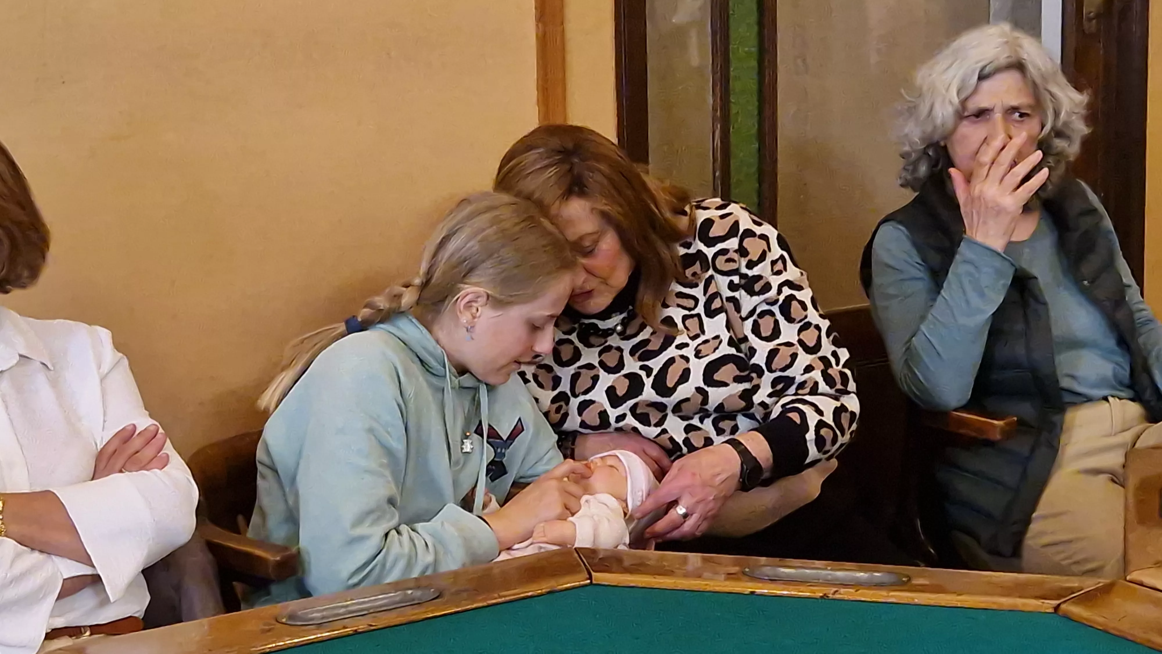 Segunda sesión del programa "Mayores y juguetones". Foto Myriam Martínez