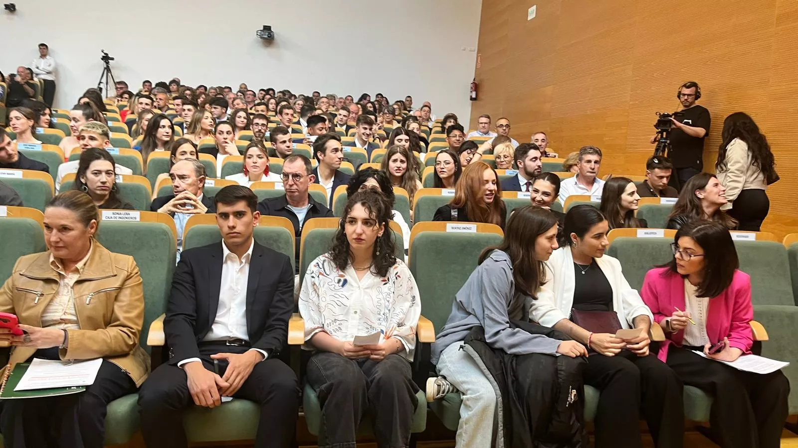 Ceremonia de graduación de la Escuela Politécnica Superior de Huesca. Foto Mercedes Manterola