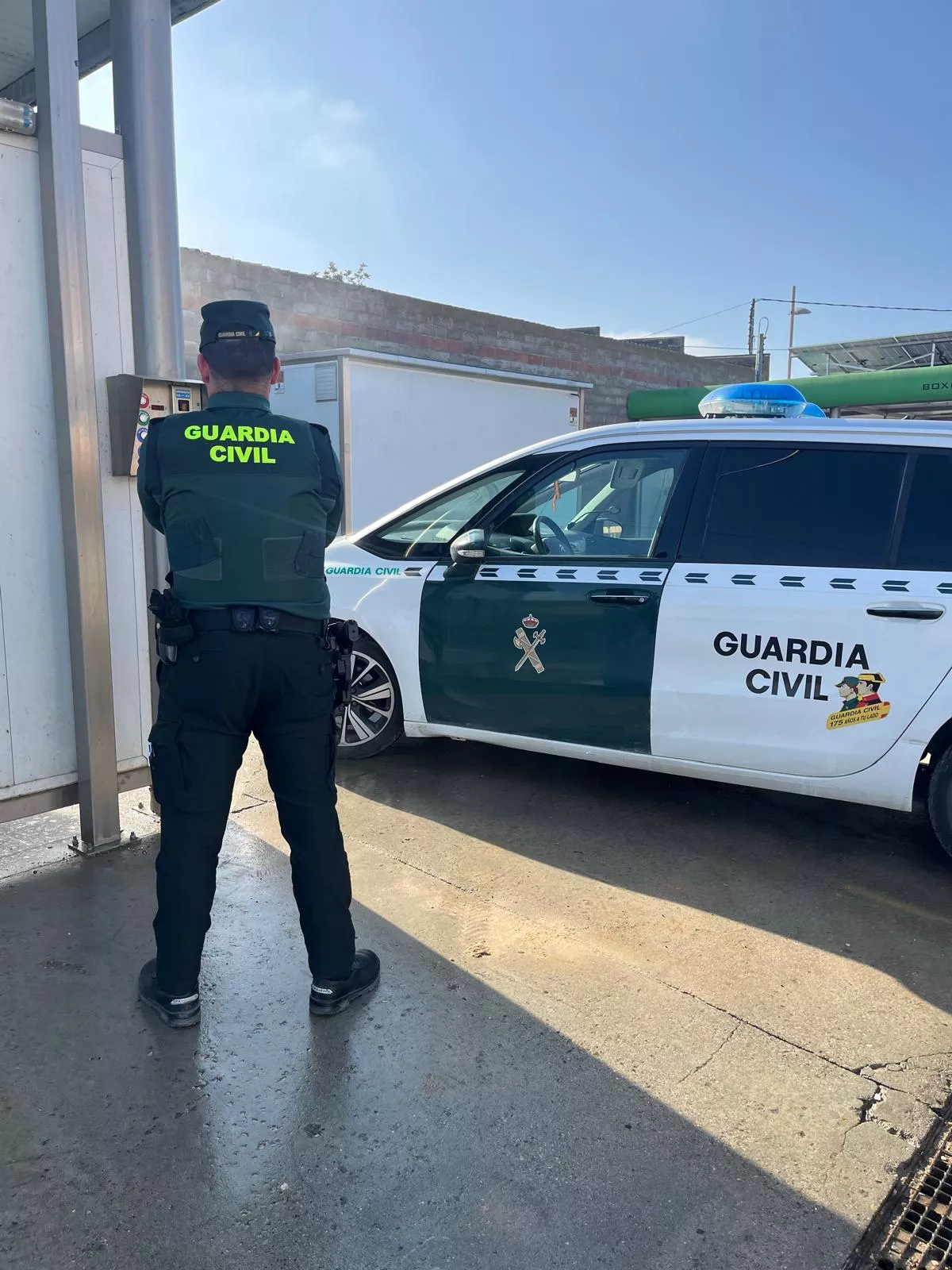 Guardia civil del puesto de Binéfar