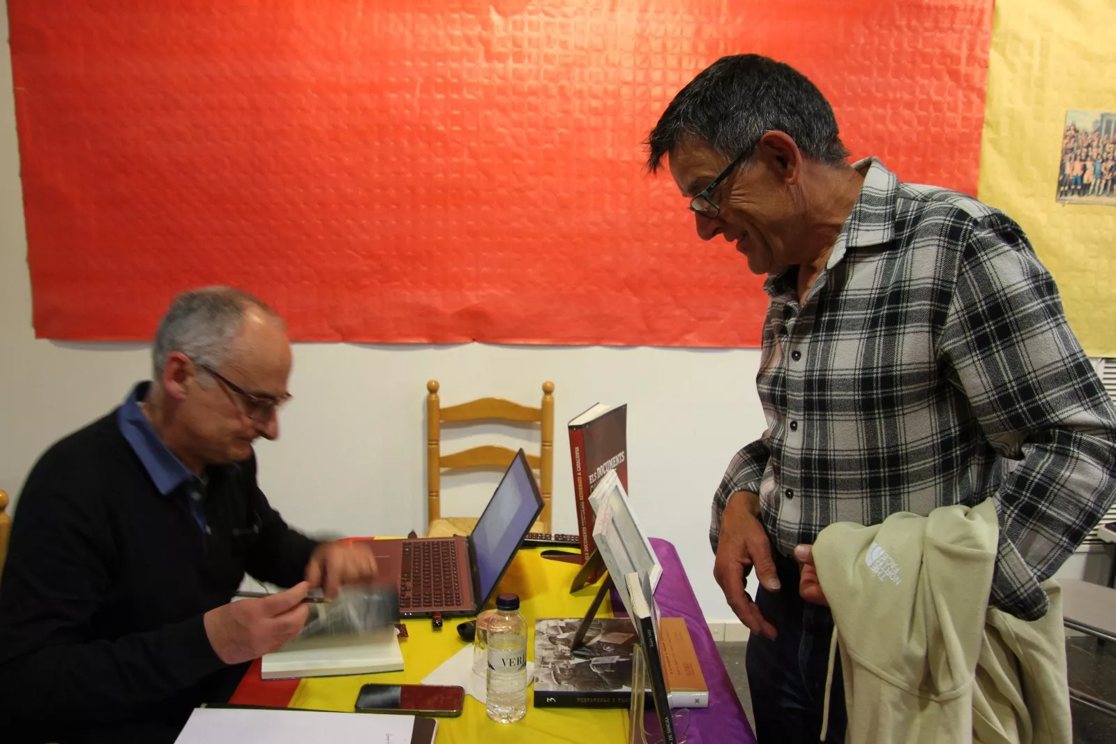 Rafa Saiz en las jornadas culturales del CRMAHU. Foto Carlos Neofato