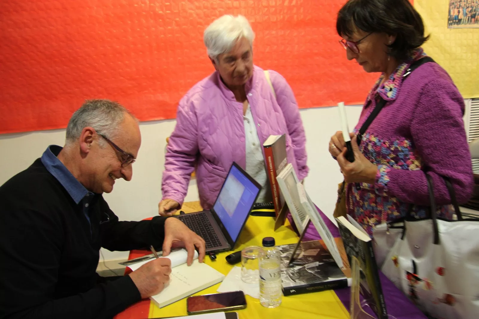 Rafa Saiz en las jornadas culturales del CRMAHU. Foto Carlos Neofato