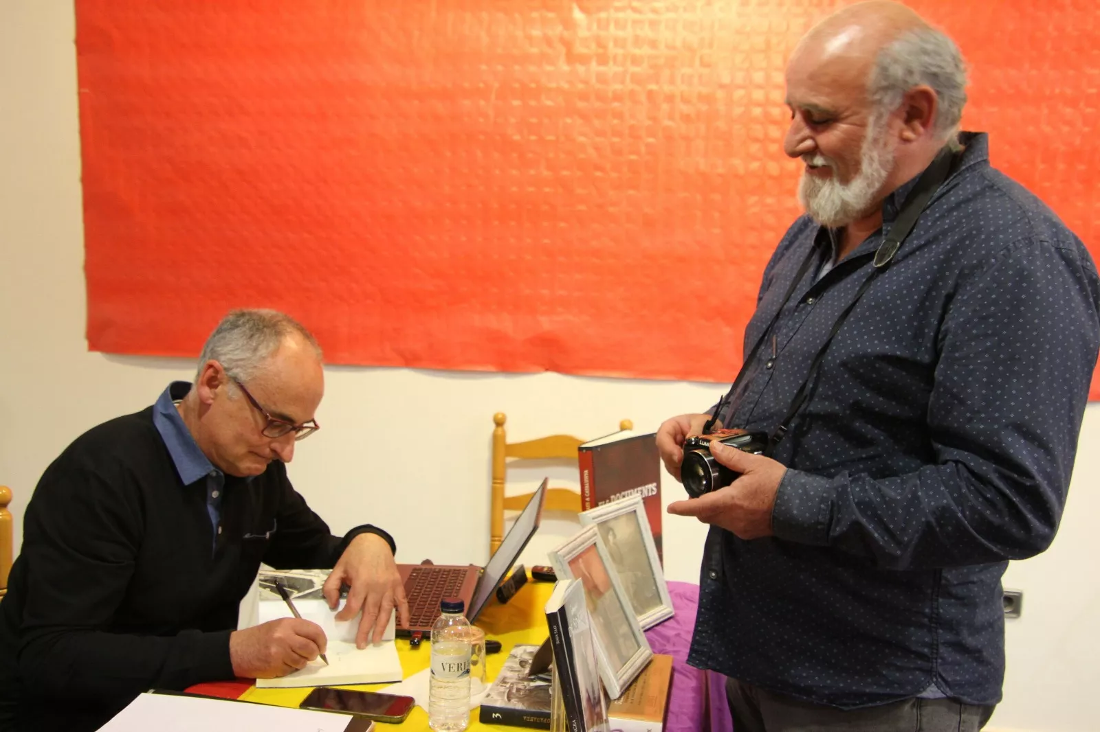 Rafa Saiz en las jornadas culturales del CRMAHU. Foto Carlos Neofato