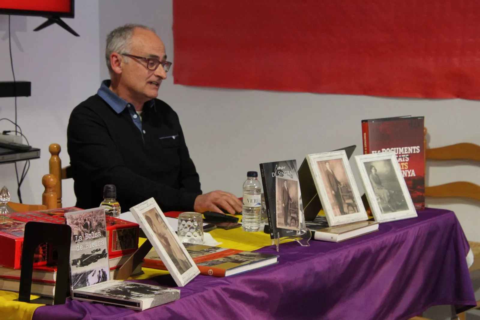 Rafa Saiz en las jornadas culturales del CRMAHU. Foto Carlos Neofato