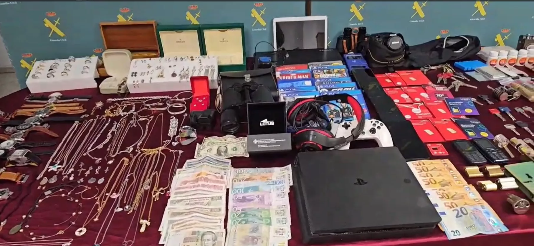 Parte de lo sustraído por las células criminales