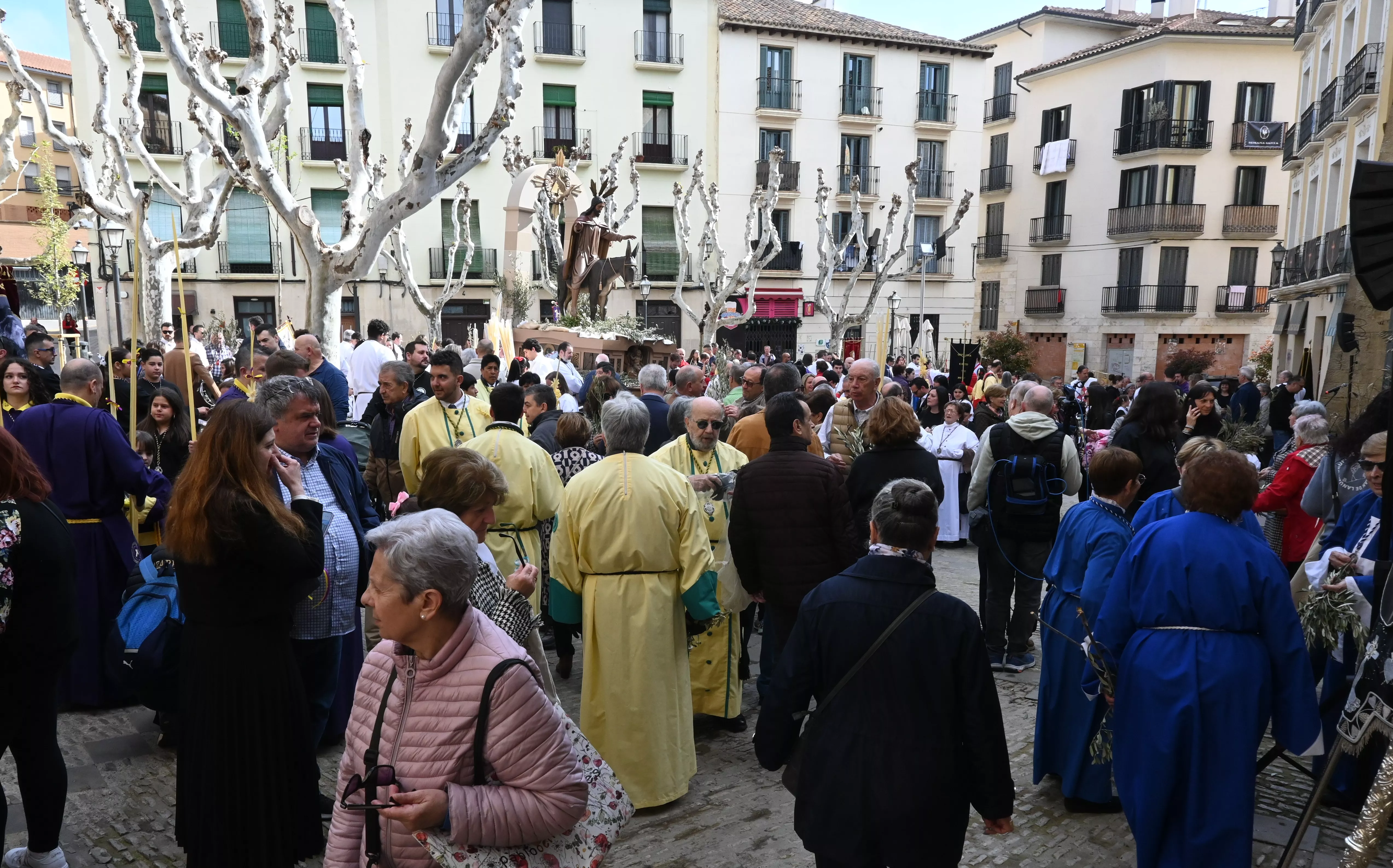 Procesión del Domingo de Ramos en Huesca. Foto Carlos Jalle