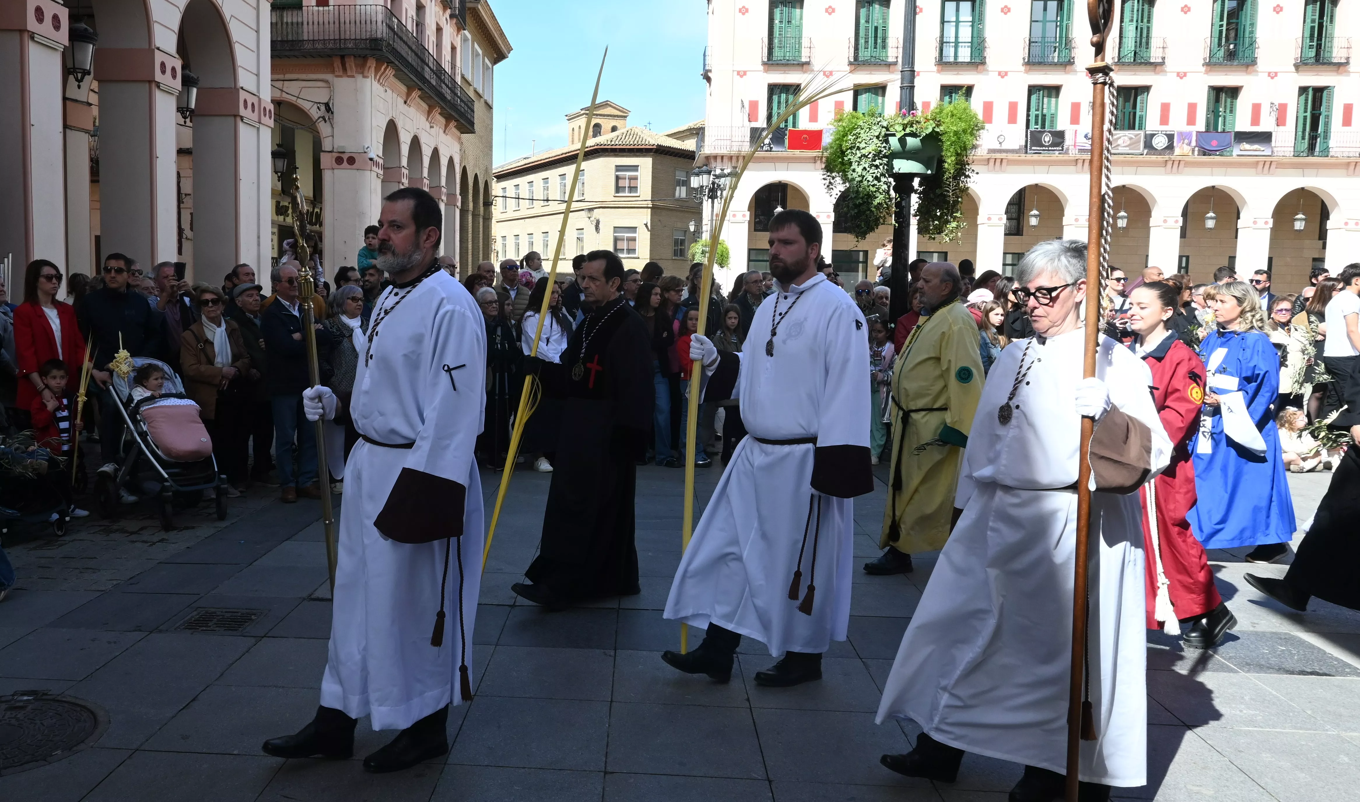 Procesión del Domingo de Ramos en Huesca. Foto Carlos Jalle