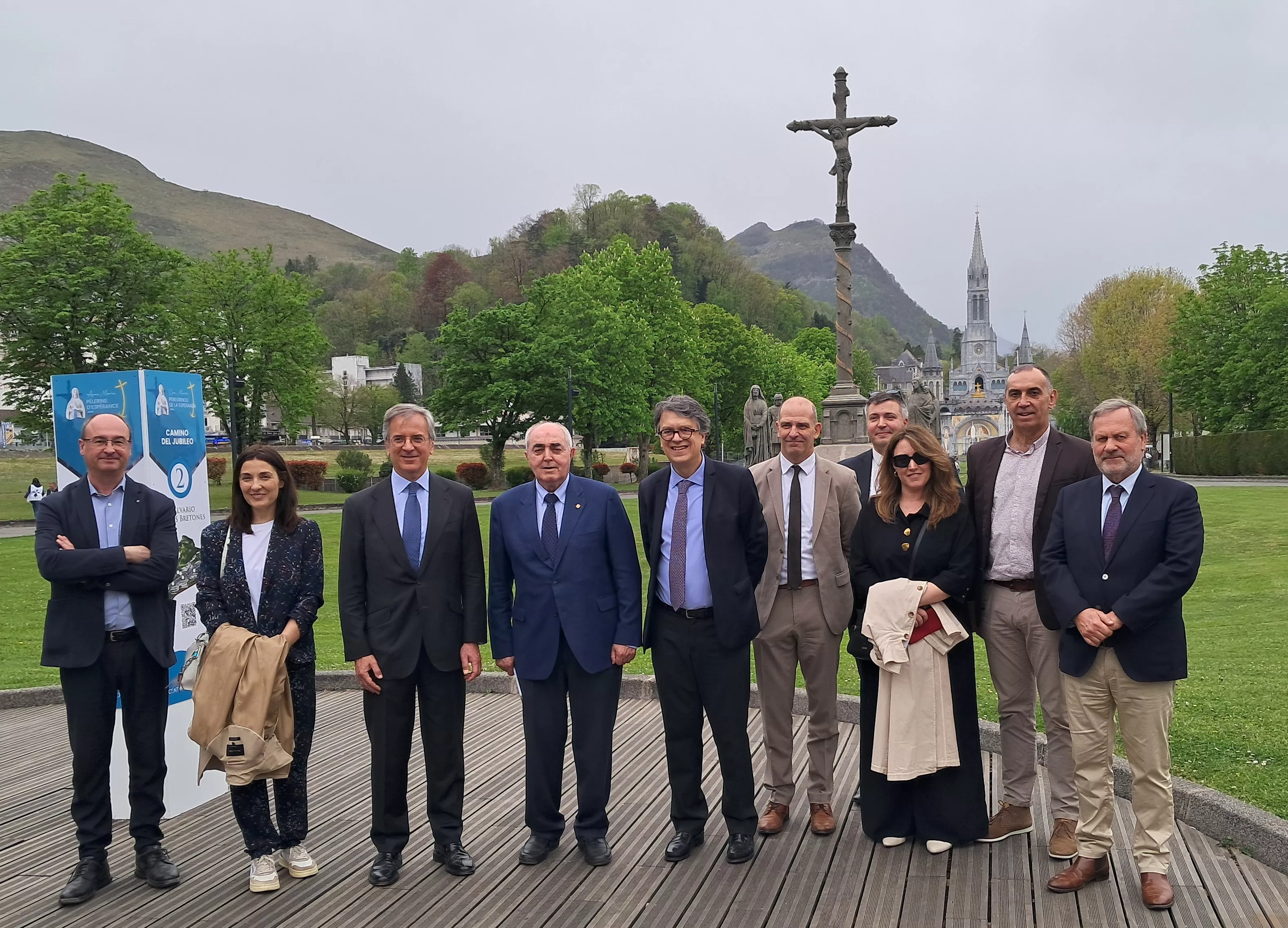 Representantes de las Cámaras de Tarbes y Huesca