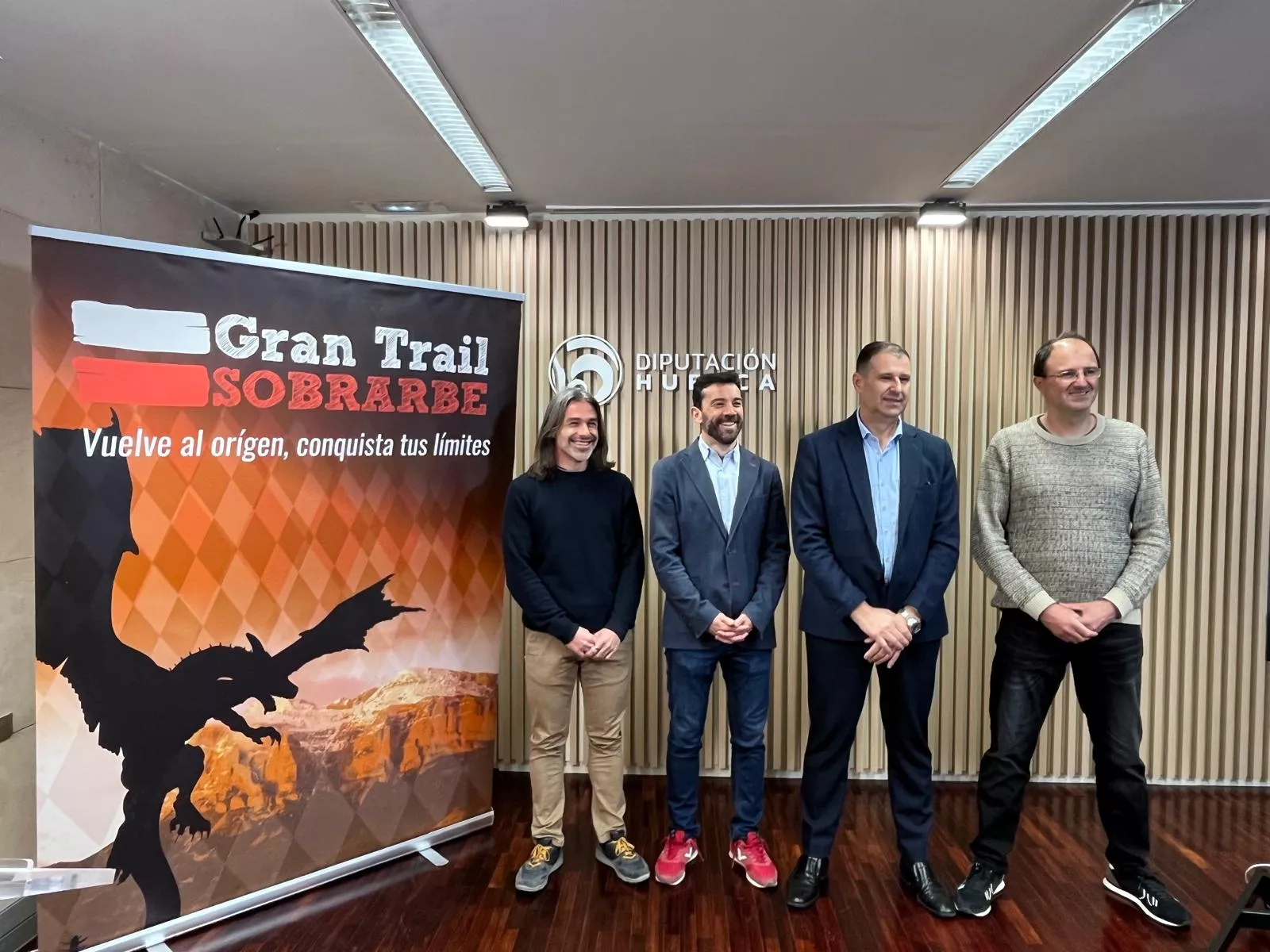 Pep Vega, Enrique Pueyo, Sergio Serra y José Luis Bergua en la presentación del Gran Trail Sobrarbe. Foto: Adrián Mora