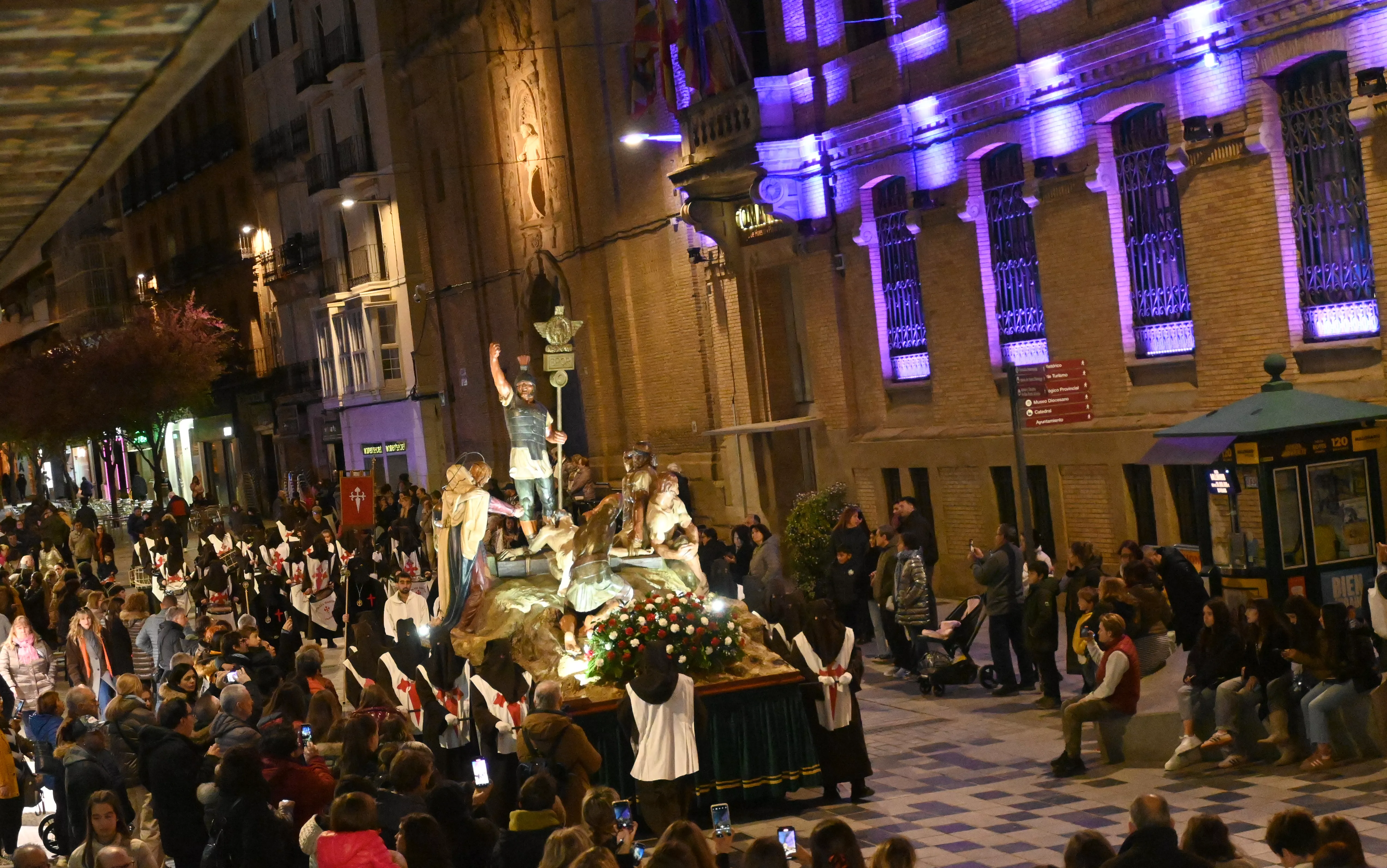 Procesión de la Enclavación. Foto Carlos Jalle