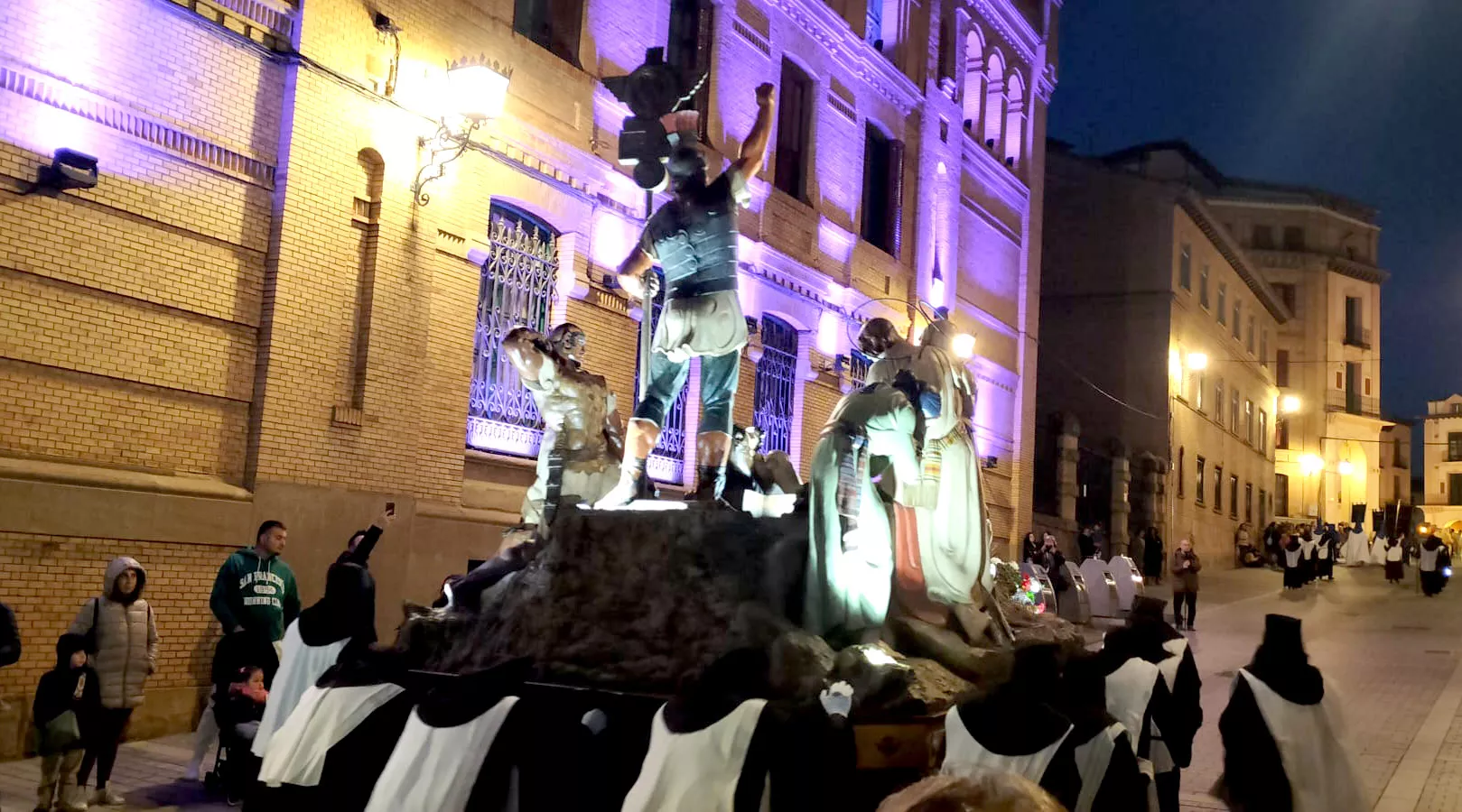 Procesión de la Enclavación. Foto Carlos Jalle