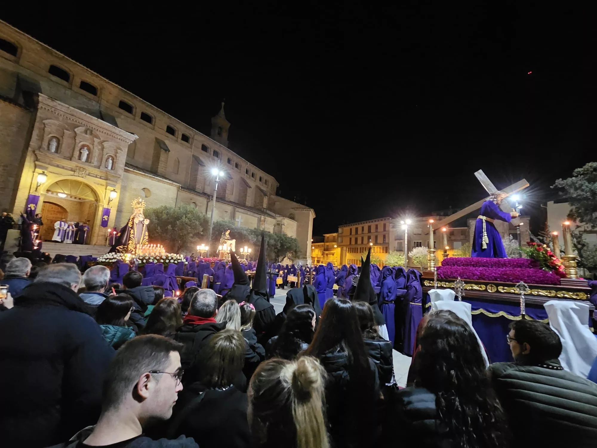 El Encuentro de la Cofradía del Nazareno en Barbastro