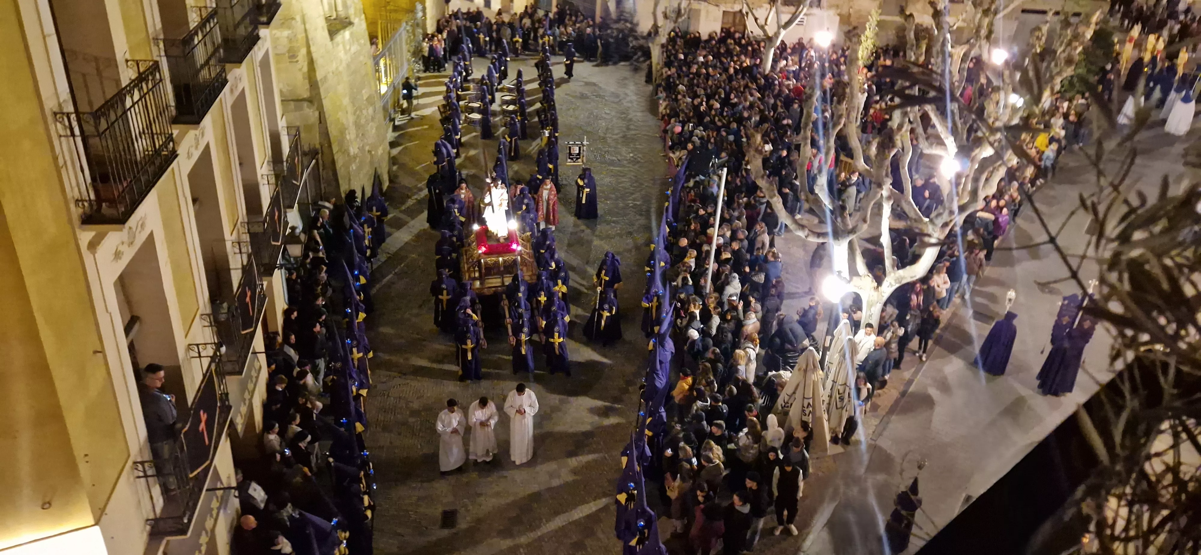  Procesión de la Real Cofradía de Jesús Nazareno de Huesca. Foto Myriam Martínez