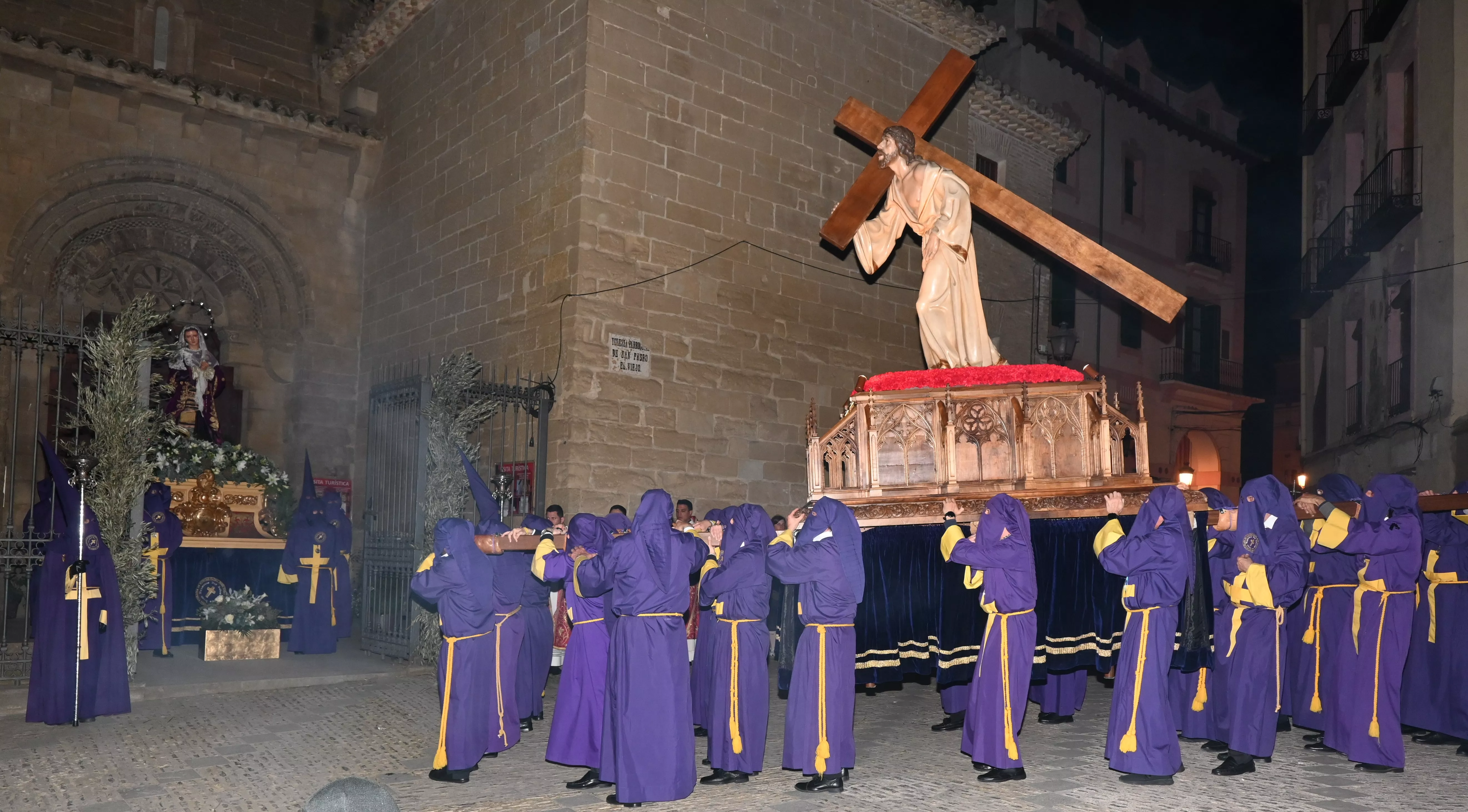  Procesión de la Real Cofradía de Jesús Nazareno de Huesca. Foto Carlos Jalle