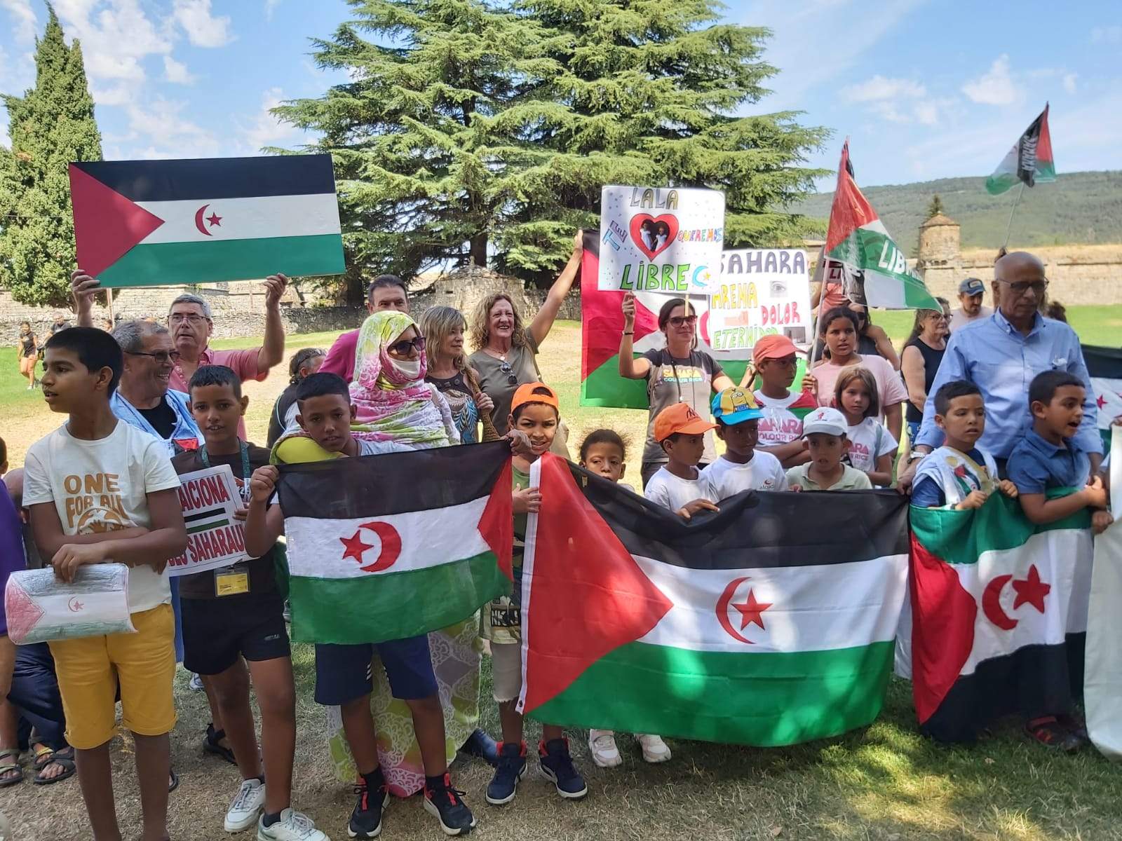 Encuentro de niños saharauis y sus familias de acogida en  Jaca 