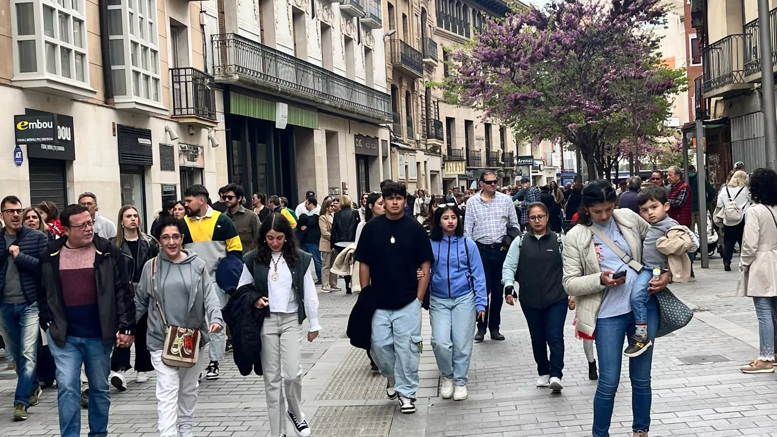  Desfile de Romanos camino de la Iglesia de Santo Domingo y San Martín. Foto Mercedes Manterola