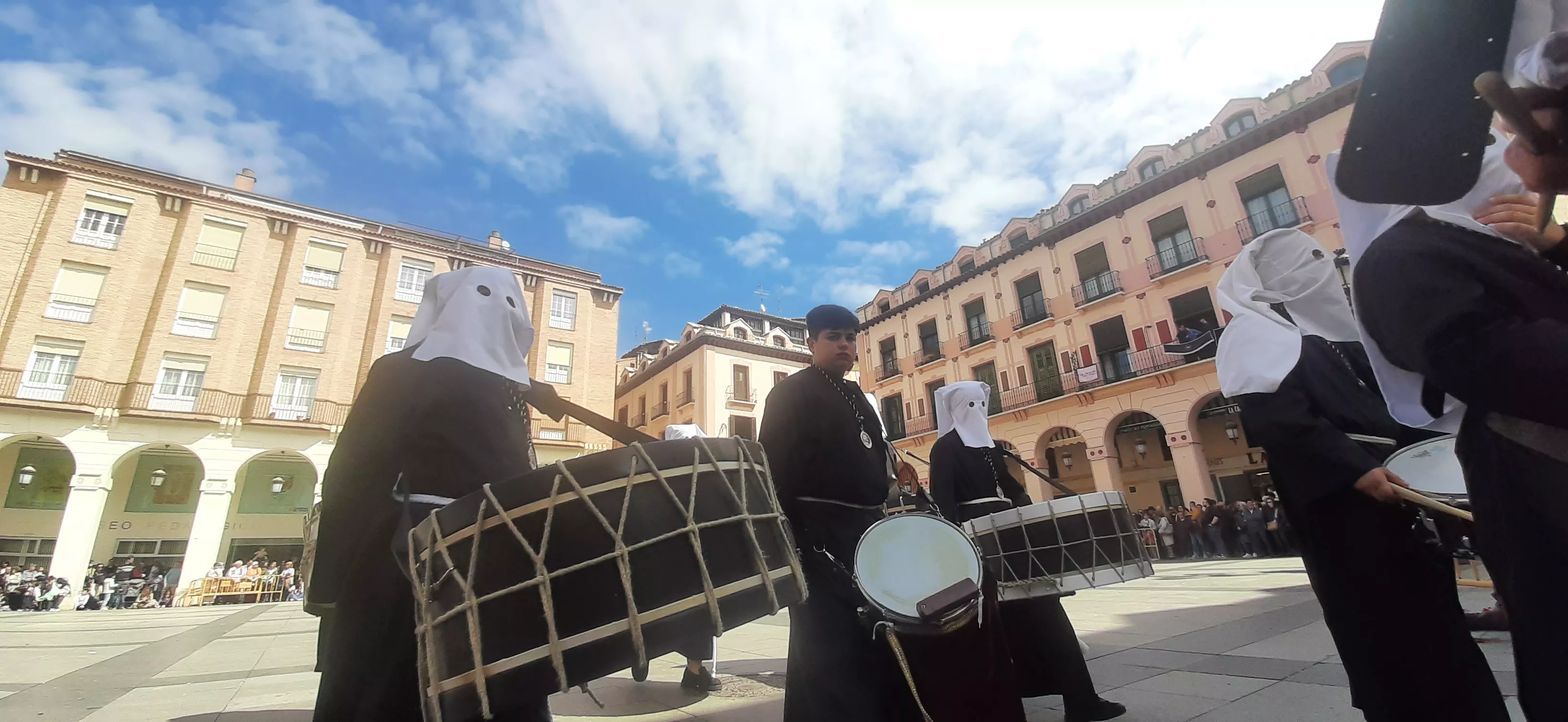 Concentración de Bandas de Tambores y Cornetas. Foto Myriam Martínez