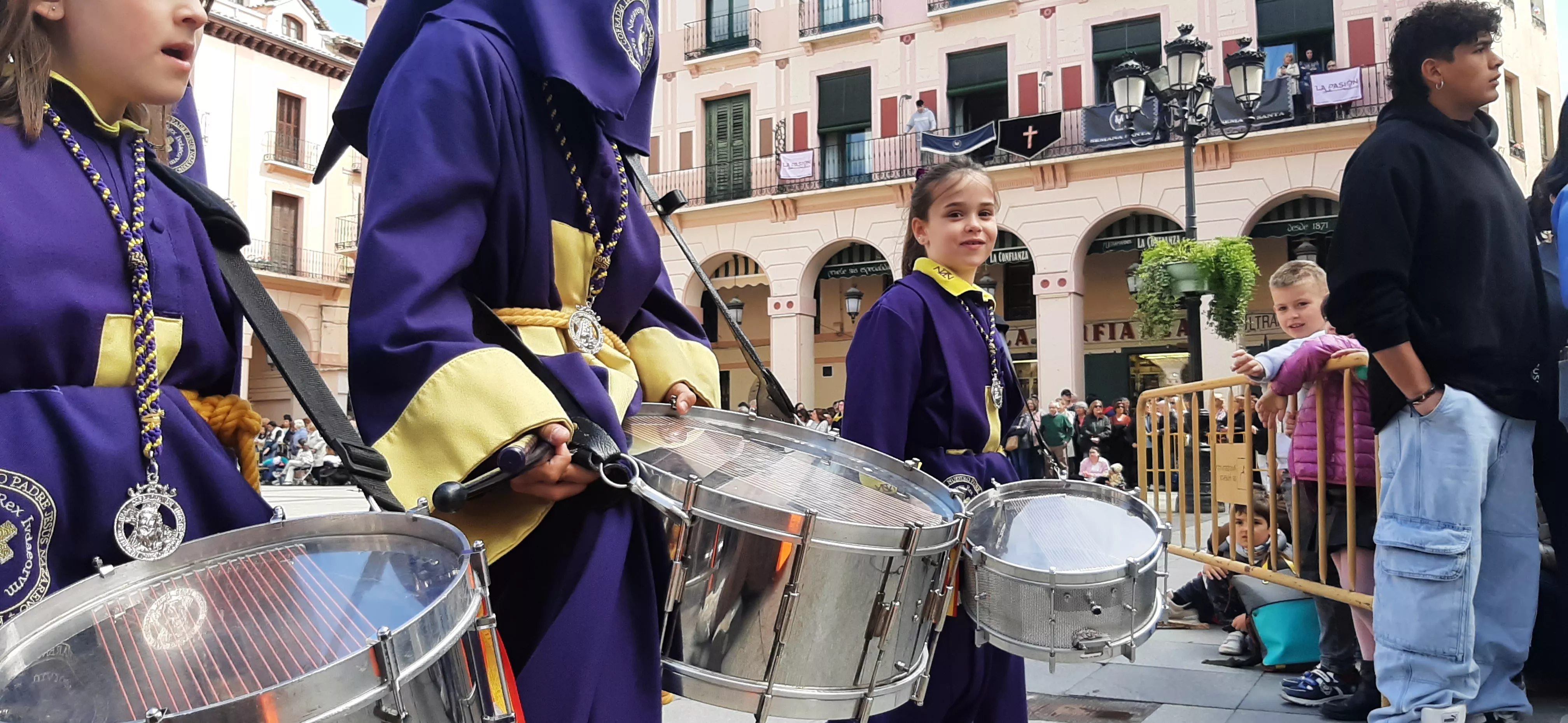 Concentración de Bandas de Tambores y Cornetas. Foto Myriam Martínez