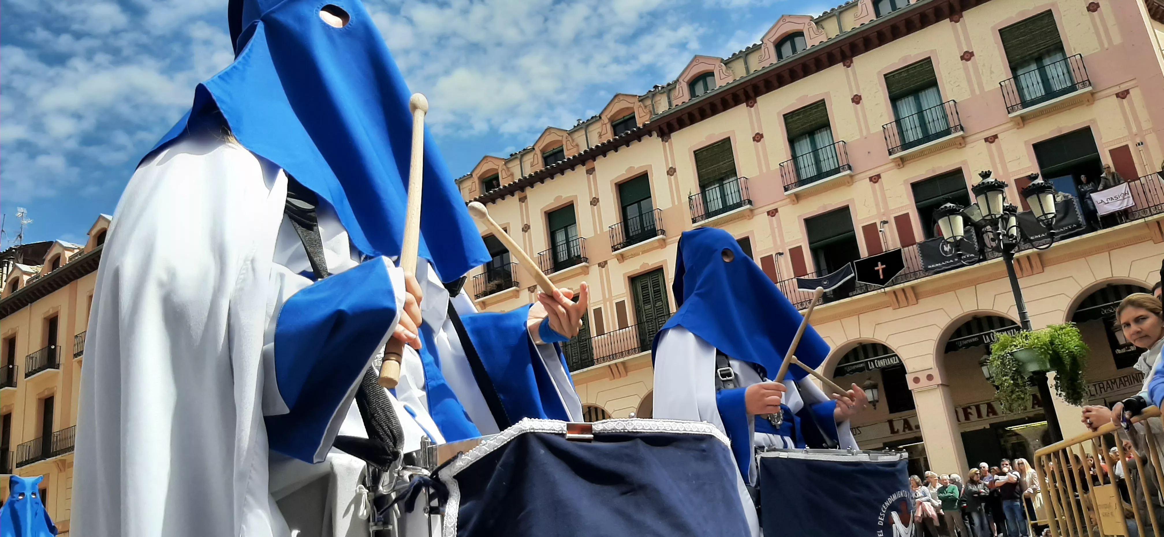 Concentración de Bandas de Tambores y Cornetas. Foto Myriam Martínez