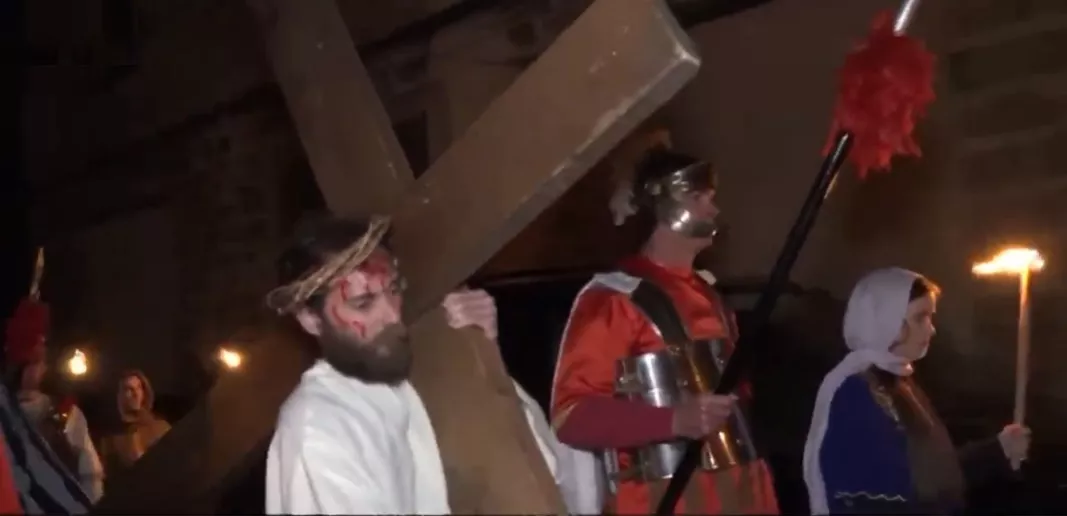 "La Enclavación" en Ayerbe.