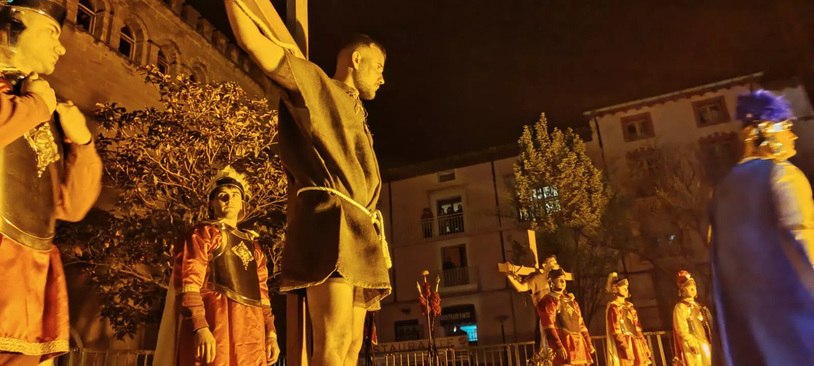 "La Enclavación" en Ayerbe.