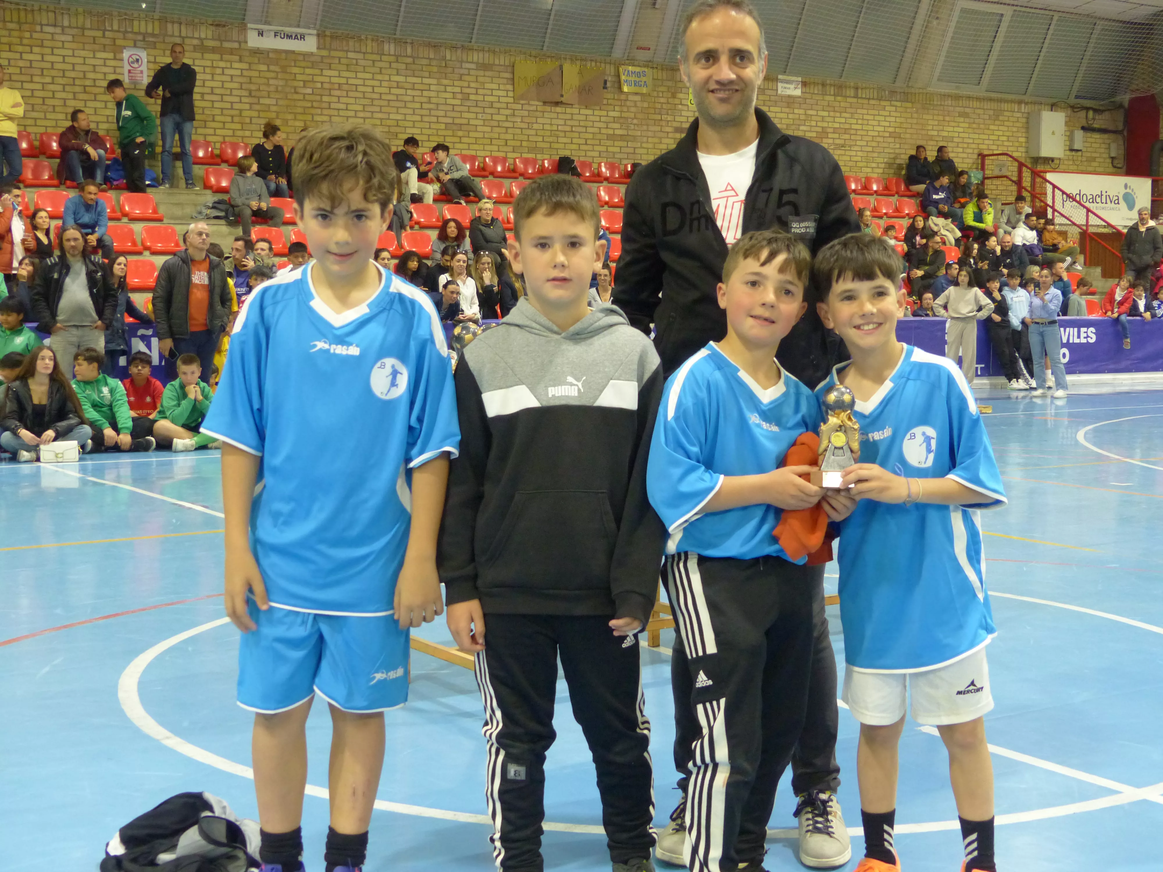 Jugadores del Barrio, 3º Benjamín .Foto Andrés Alcaraz