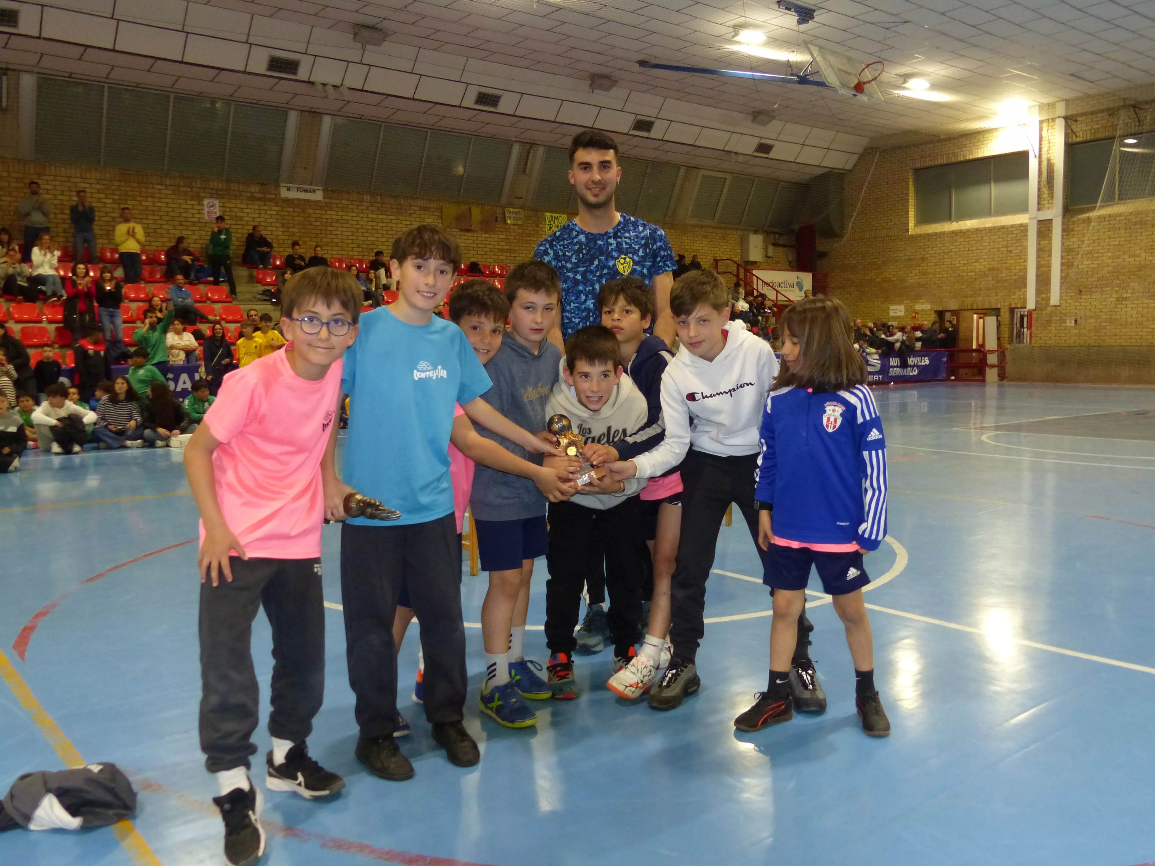 Los Lentejitas, subcampeón Benjamín. Foto Andrés Alcaraz