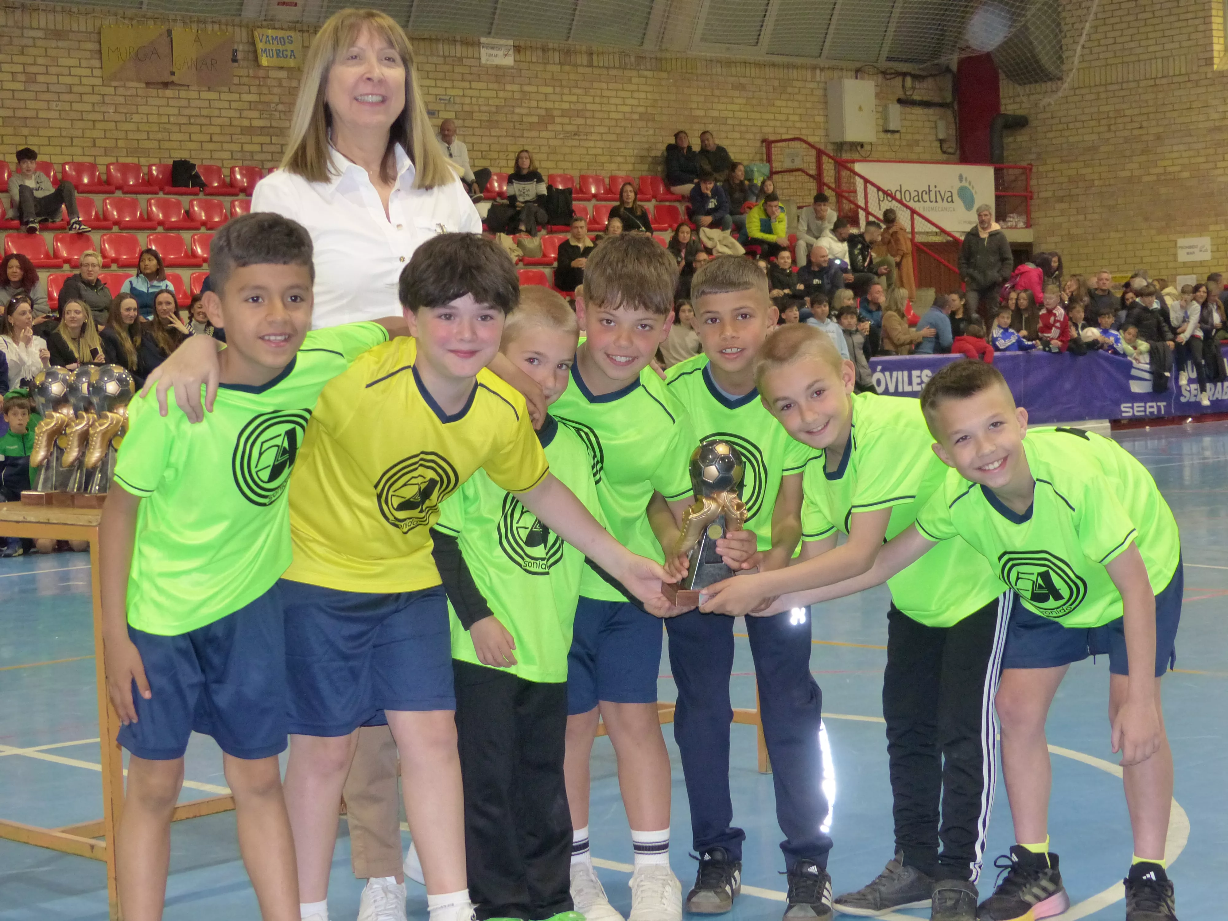Sonido 54, campeón benjamín. Foto Andrés Alcaraz