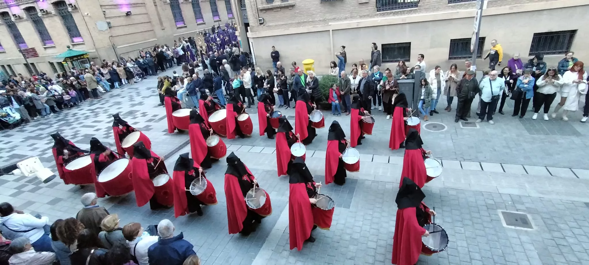 Procesión del Santo Entierro de Huesca. Foto María José Sampietro