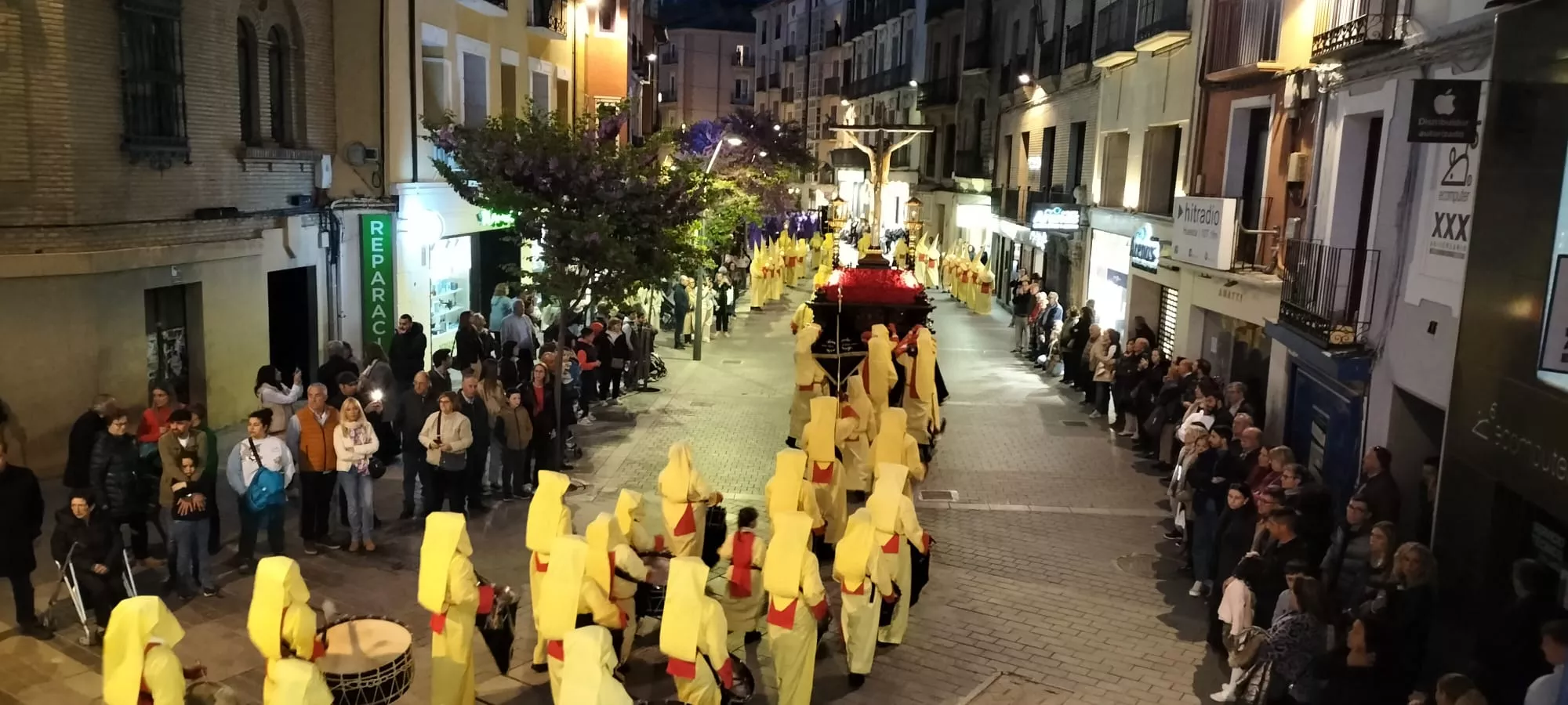 Procesión del Santo Entierro de Huesca. Foto María José Sampietro