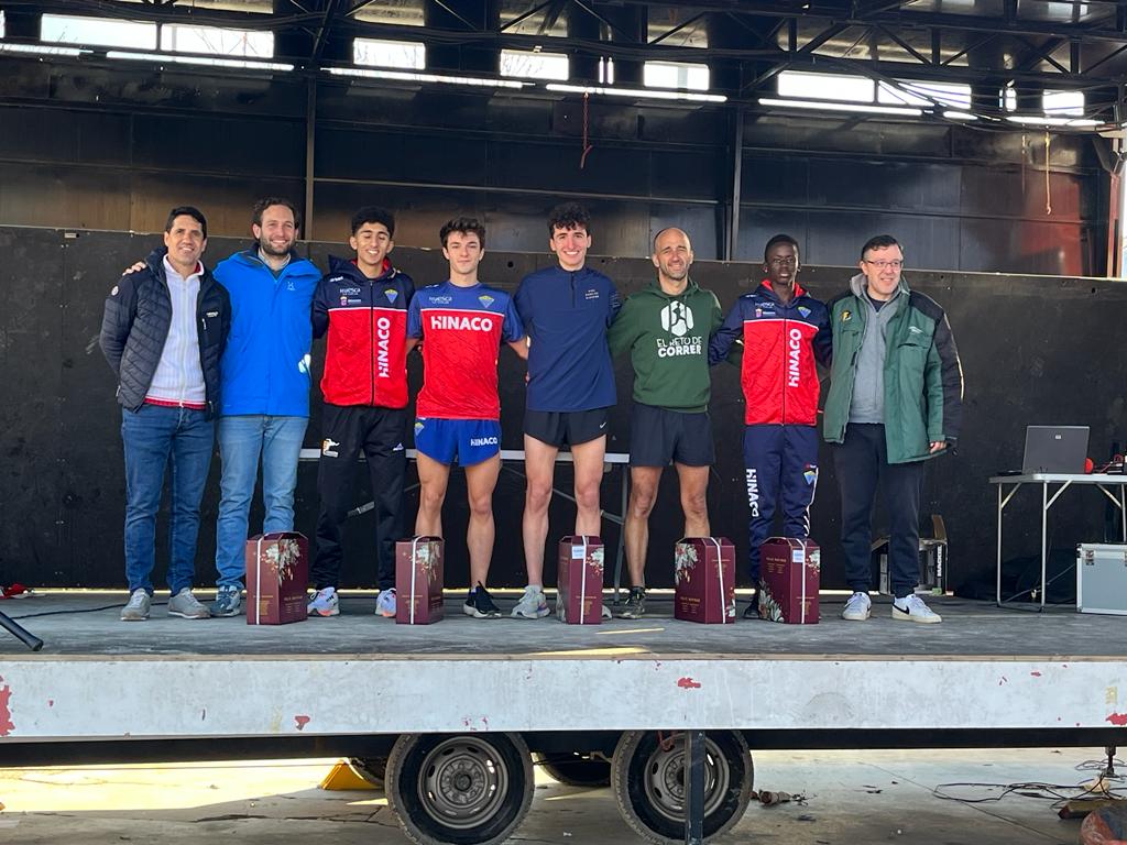 Podio masculino absoluto del Cross del Turrón.