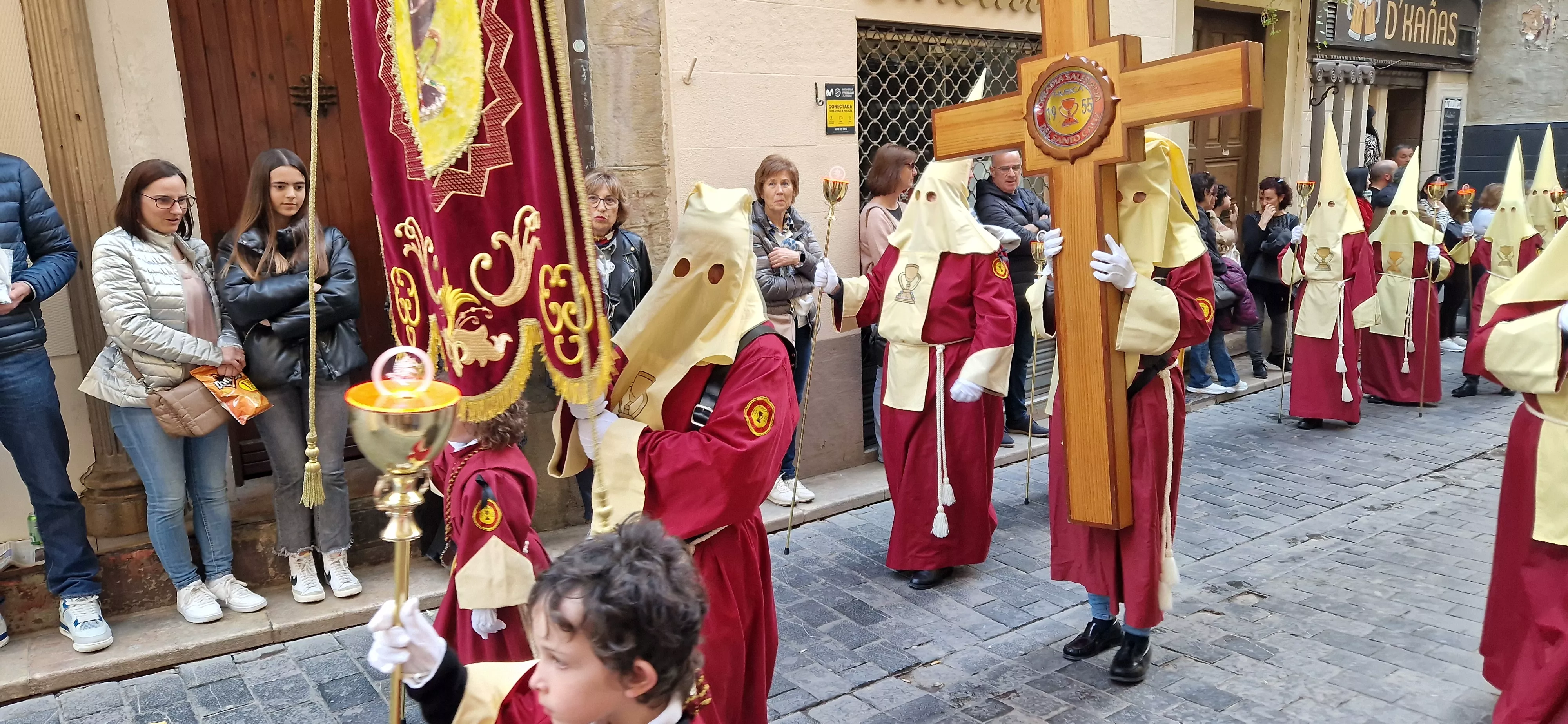 Procesión del Santo Entierro de Huesca. Foto Myriam Martínez 