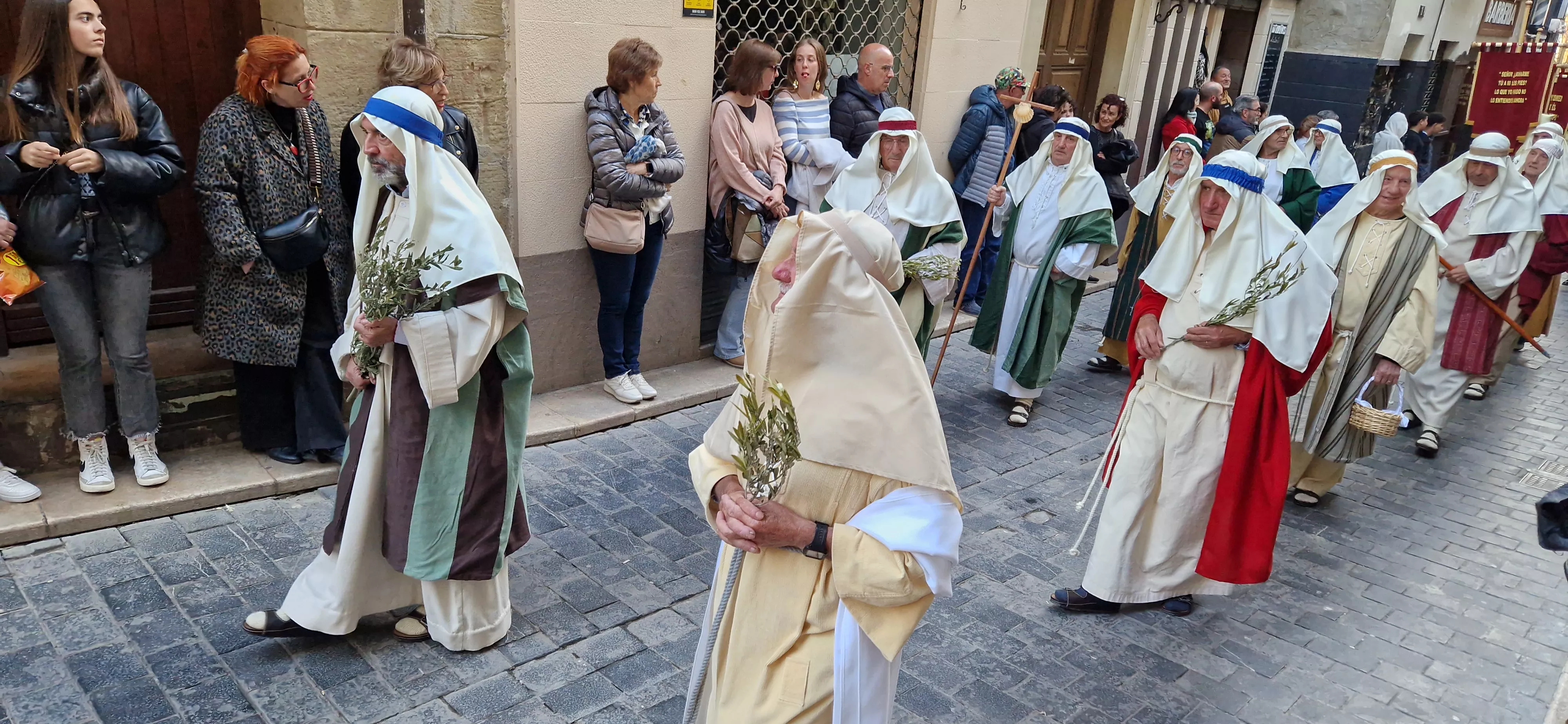 Procesión del Santo Entierro de Huesca. Foto Myriam Martínez 