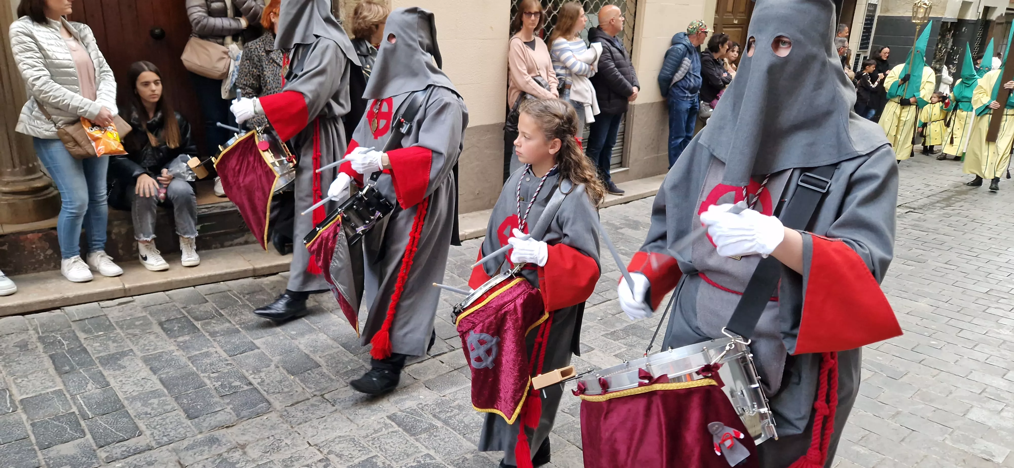 Procesión del Santo Entierro de Huesca. Foto Myriam Martínez 