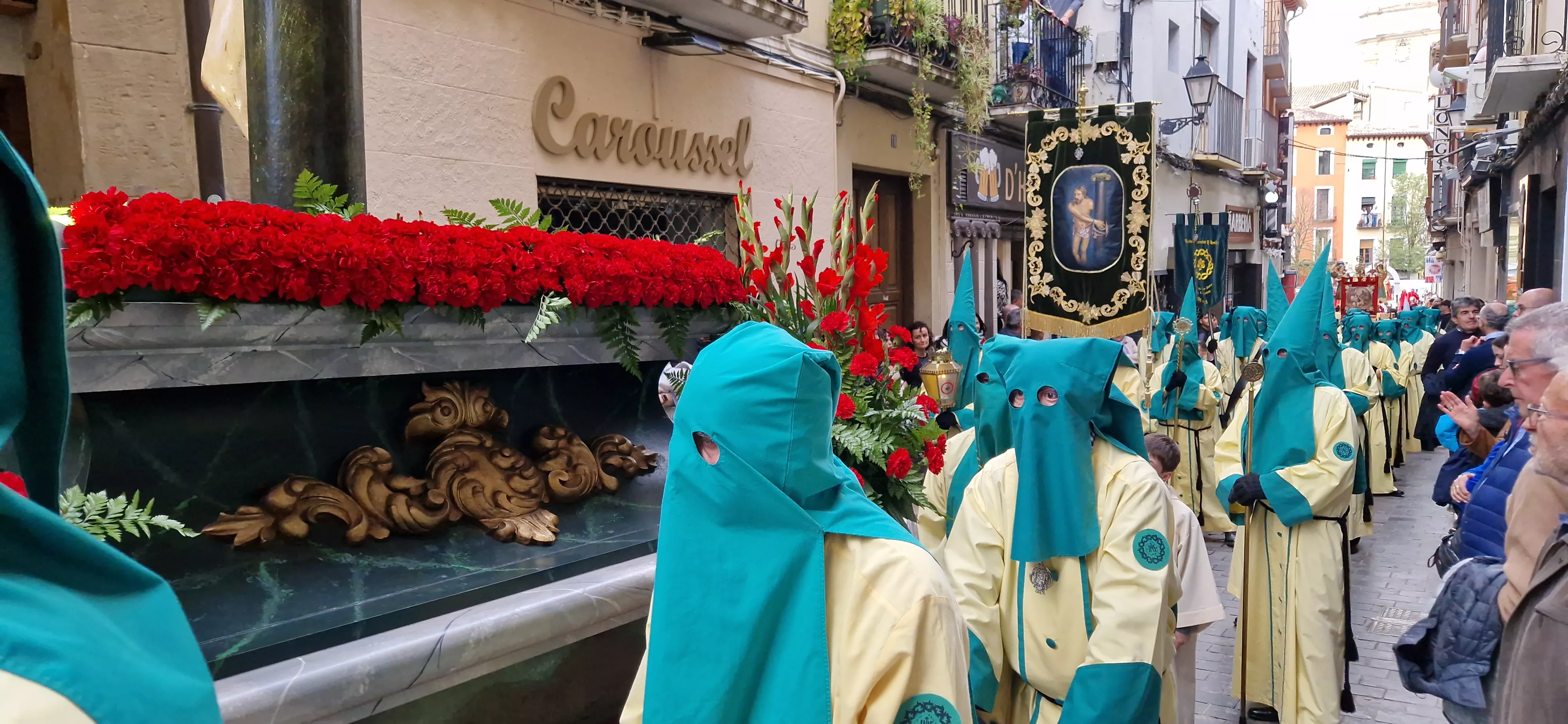 Procesión del Santo Entierro de Huesca. Foto Myriam Martínez 