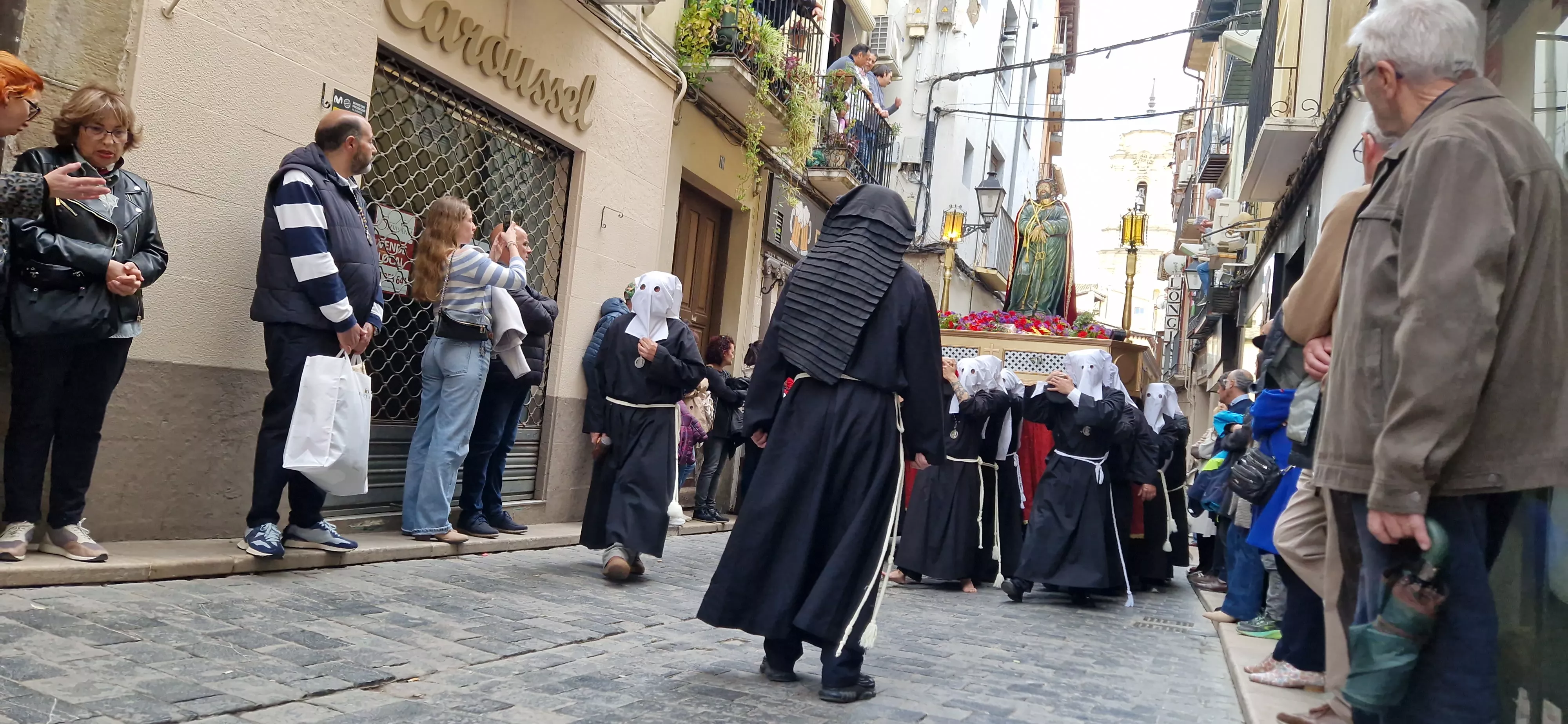 Procesión del Santo Entierro de Huesca. Foto Myriam Martínez 