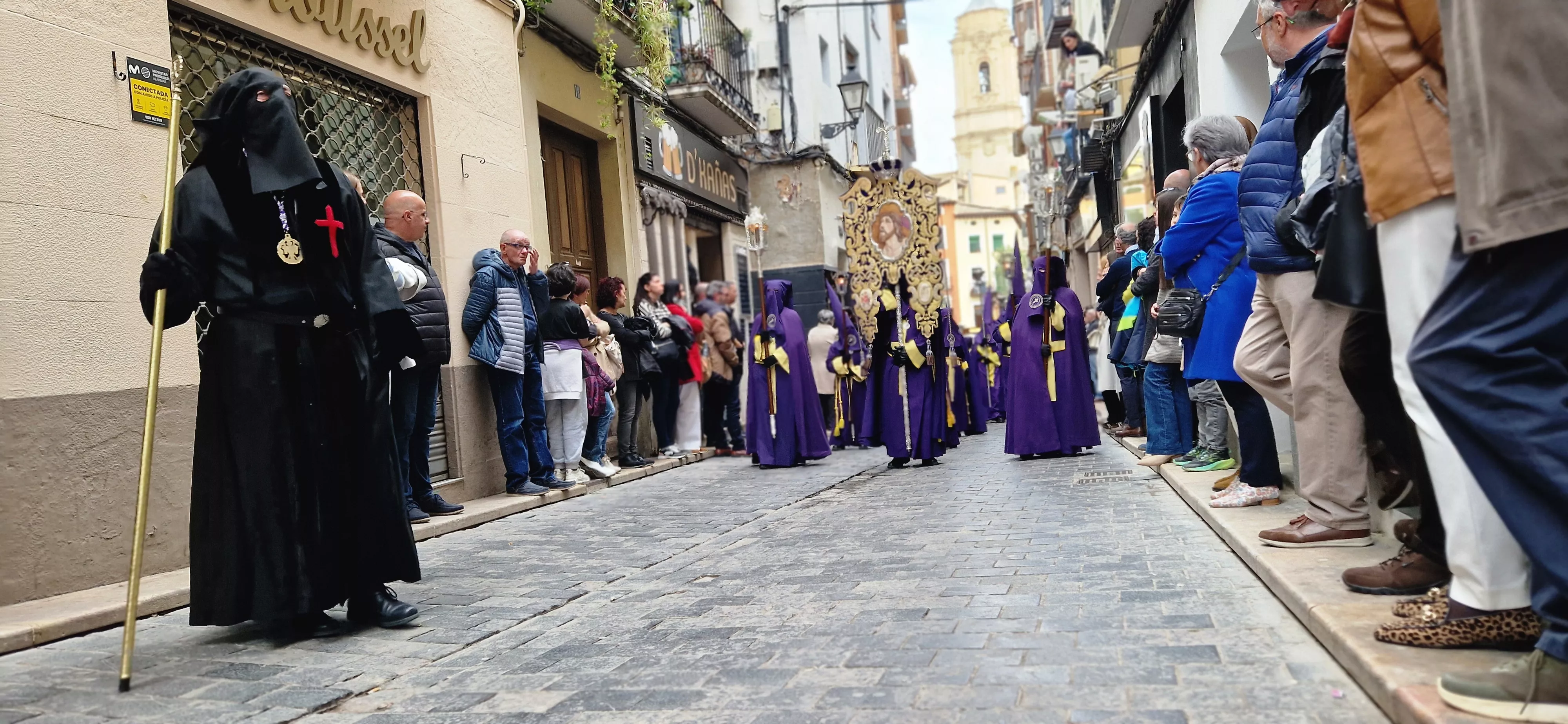 Procesión del Santo Entierro de Huesca. Foto Myriam Martínez 